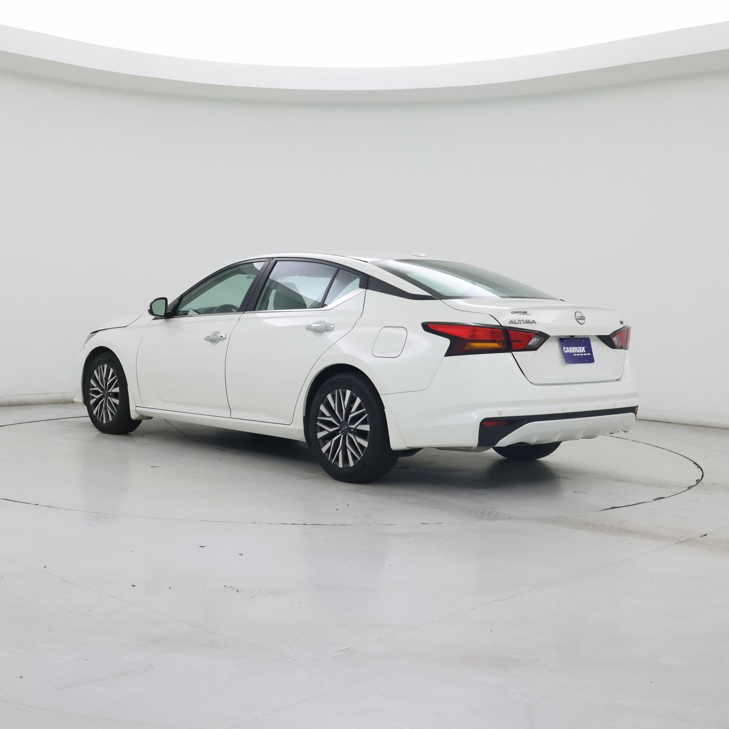 Thumbnail: 2023 Nissan Altima - 2