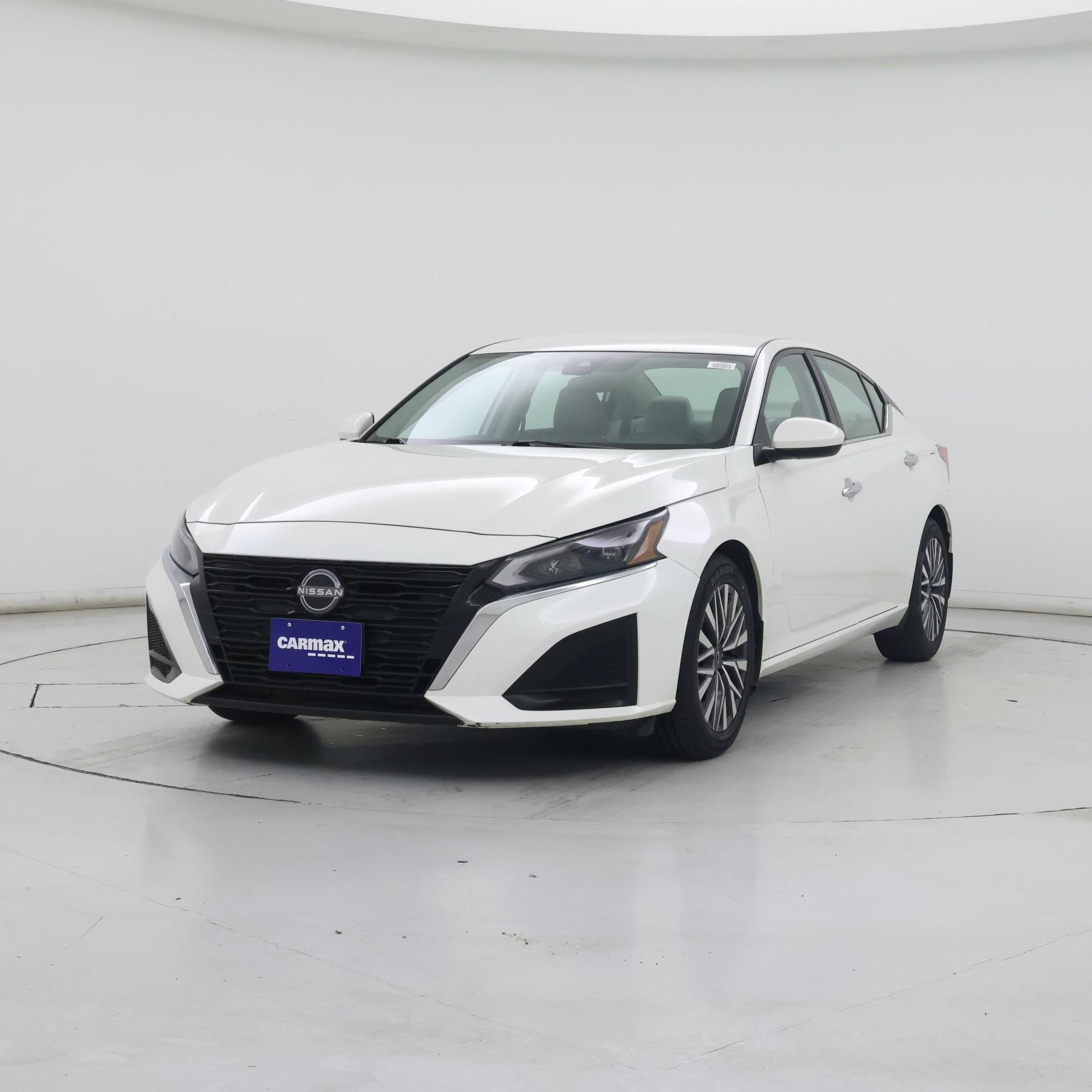 Thumbnail: 2023 Nissan Altima - 4