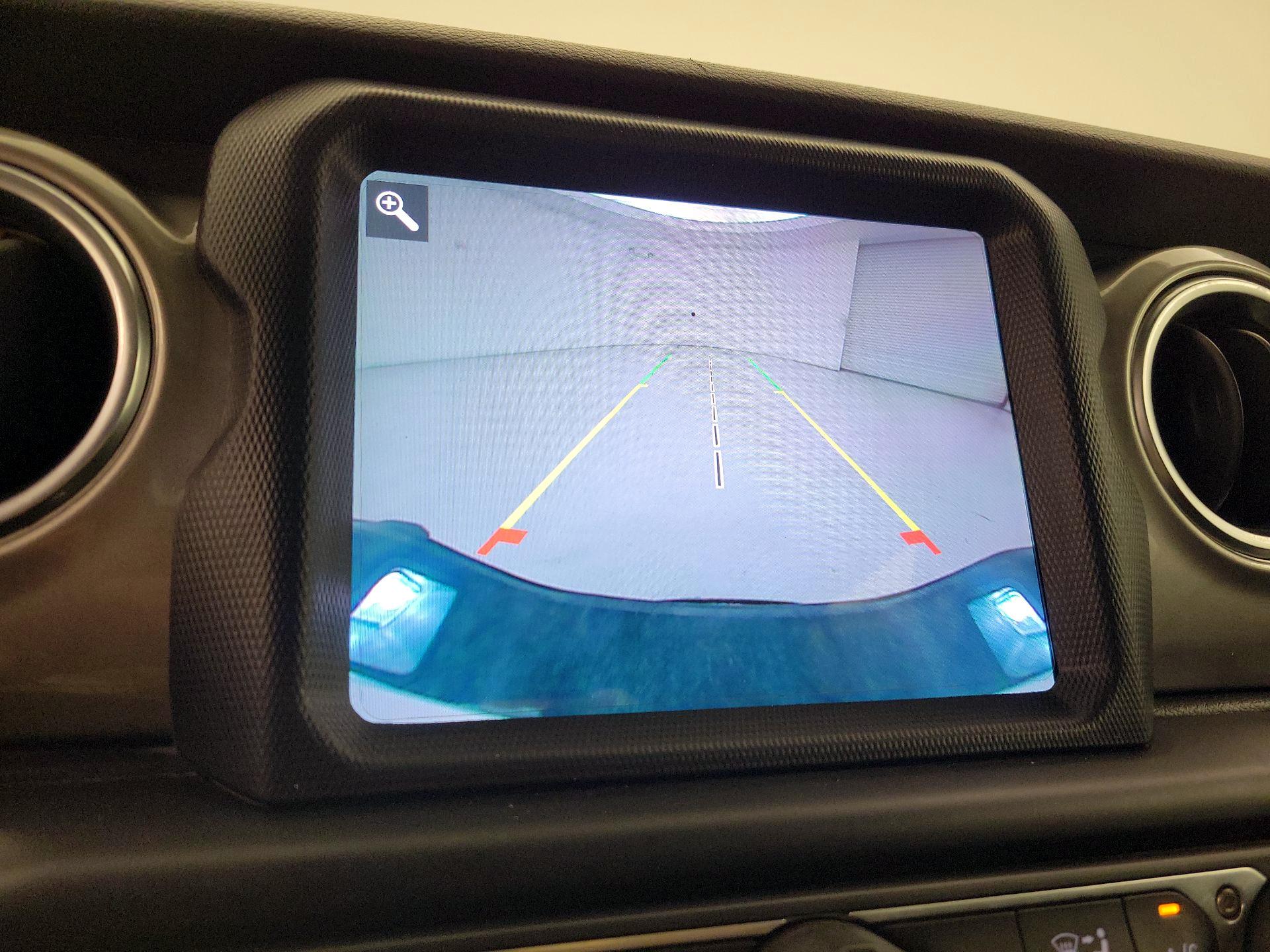 Thumbnail: 2020 Jeep Gladiator - 14