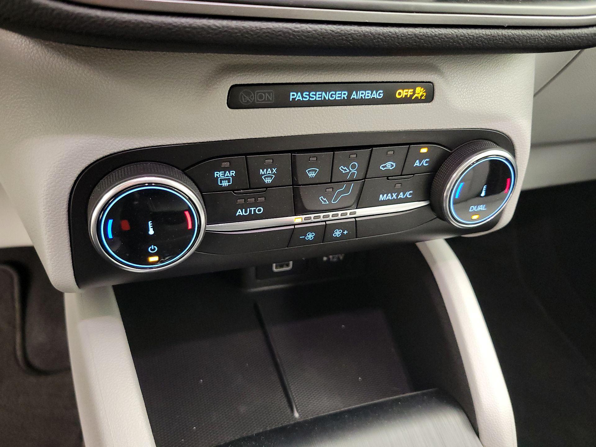 Thumbnail: 2024 Ford Escape - 16