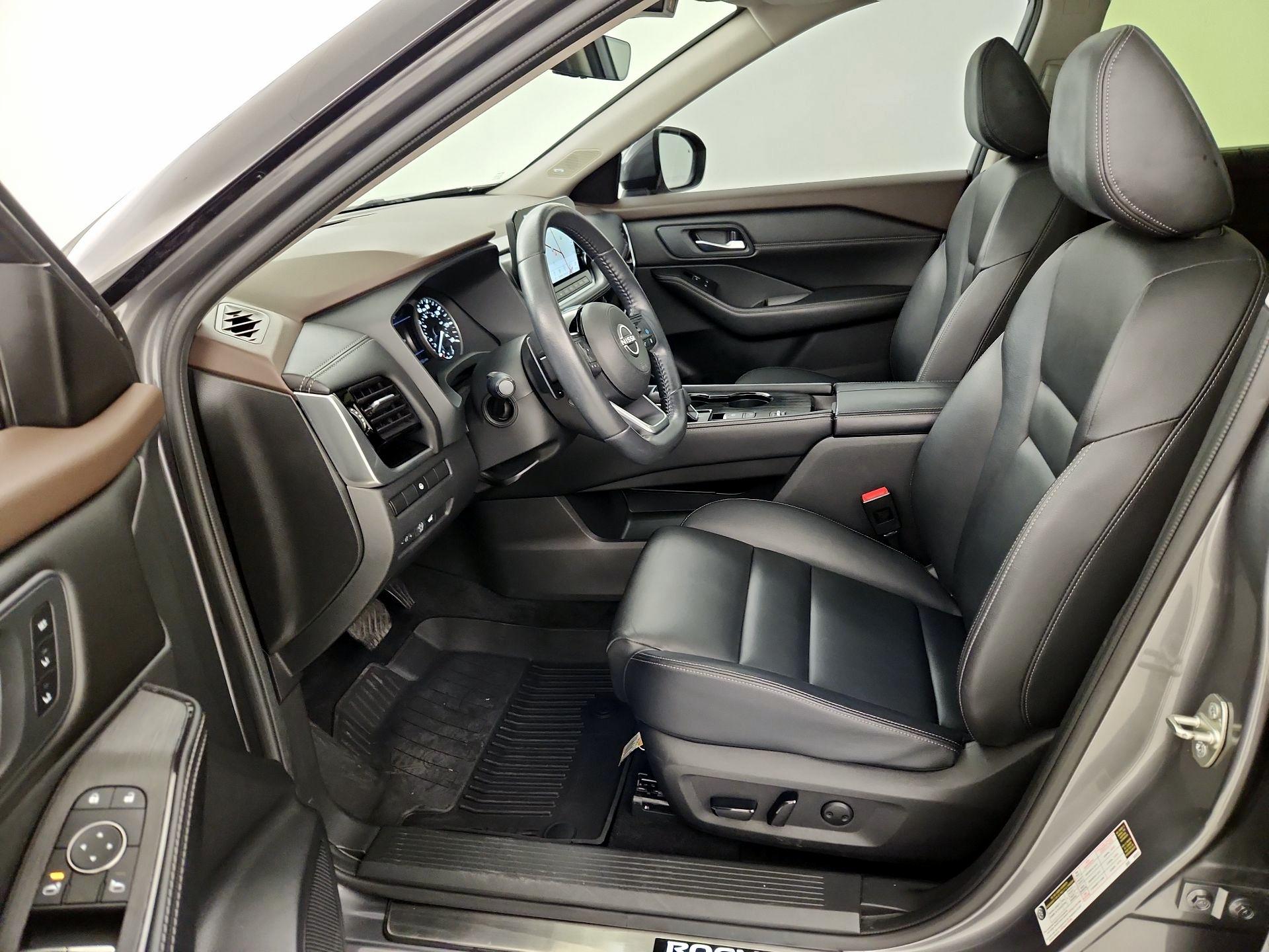 Thumbnail: 2023 Nissan Rogue - 11