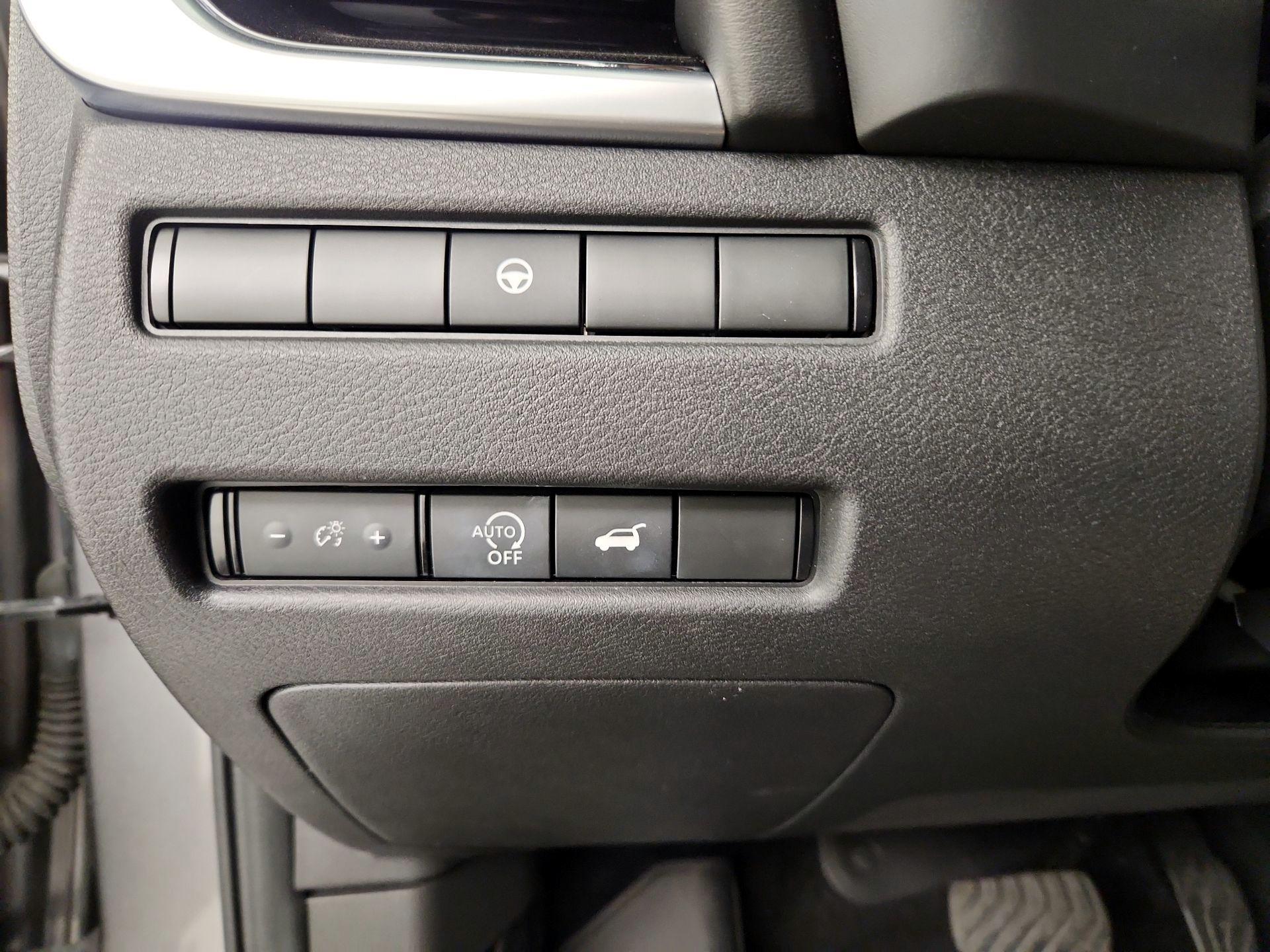 Thumbnail: 2023 Nissan Rogue - 13