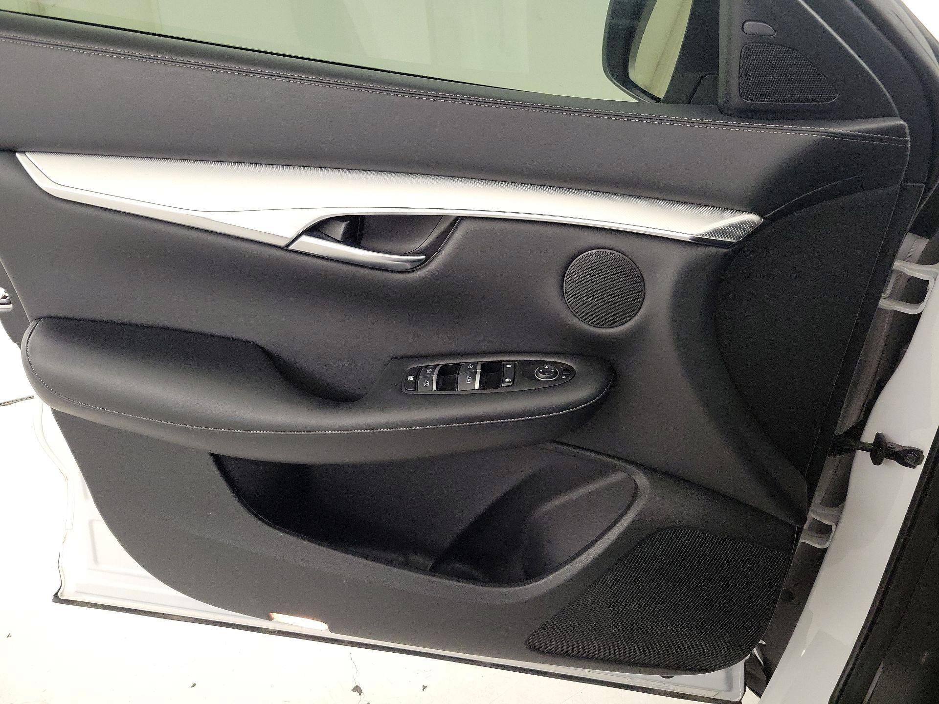 Thumbnail: 2021 INFINITI QX50 - 12