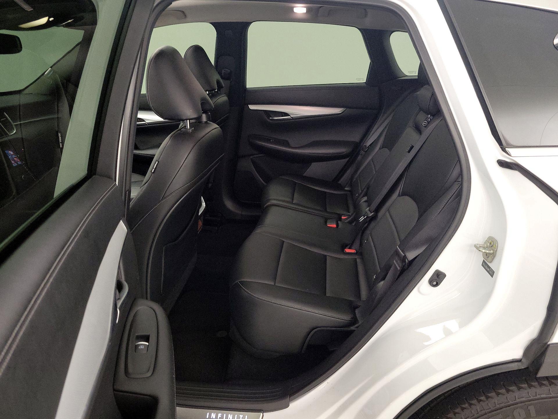 Thumbnail: 2021 INFINITI QX50 - 20