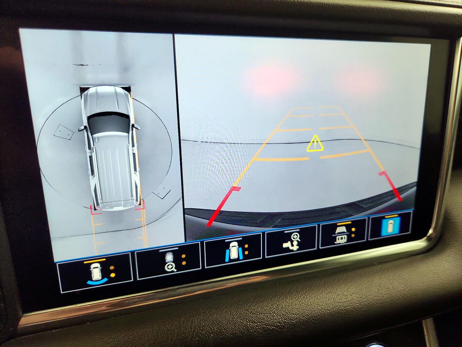 Thumbnail: 2021 GMC Yukon - 15