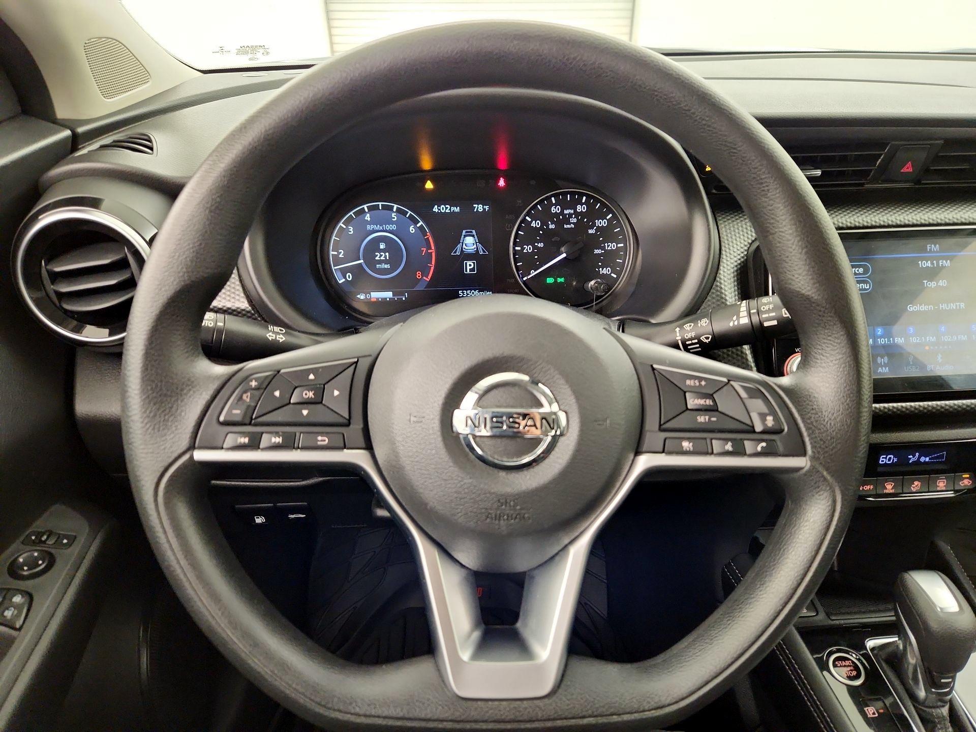 Thumbnail: 2021 Nissan Kicks - 10