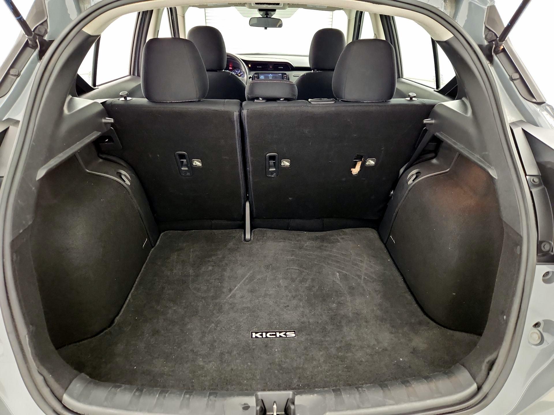 Thumbnail: 2021 Nissan Kicks - 19