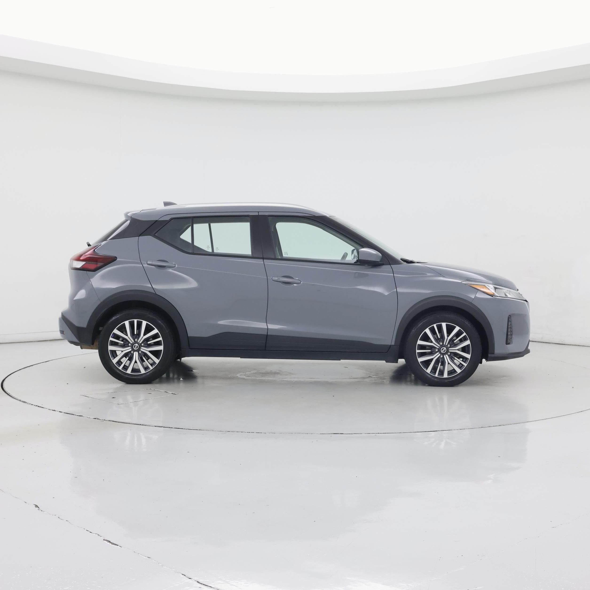 Thumbnail: 2021 Nissan Kicks - 7