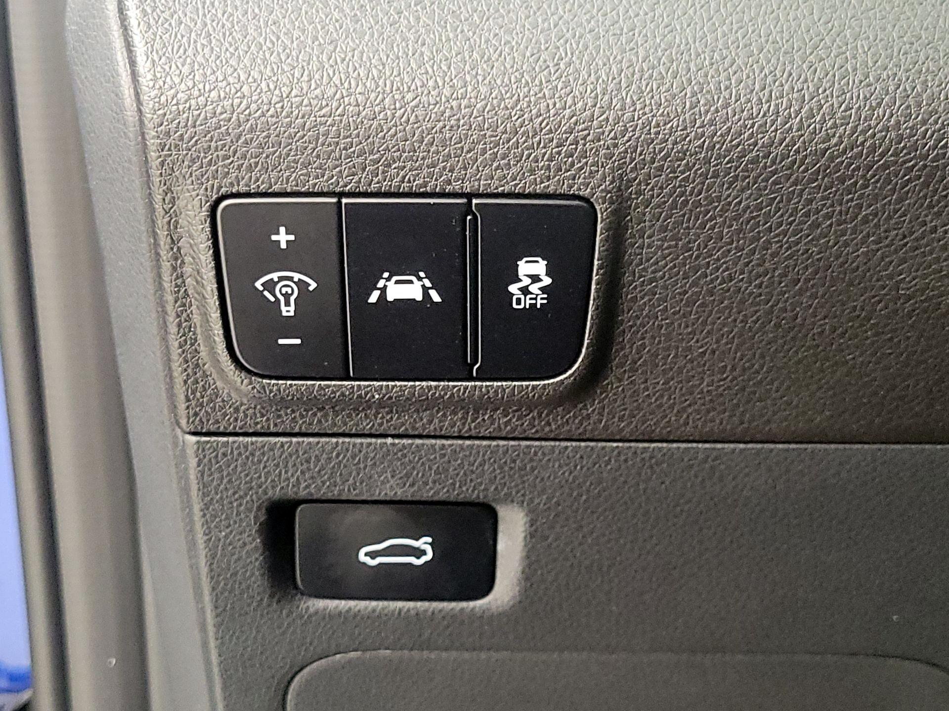 Thumbnail: 2021 Kia K5 - 13