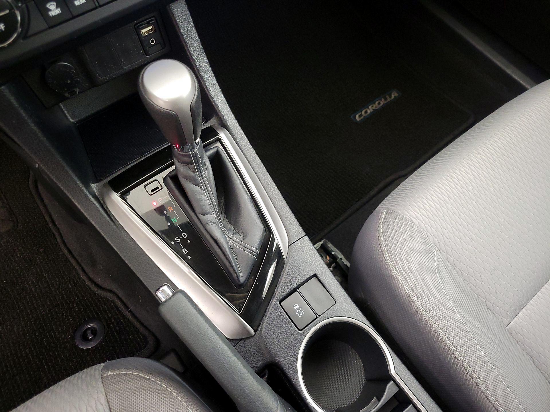 Thumbnail: 2014 Toyota Corolla - 17