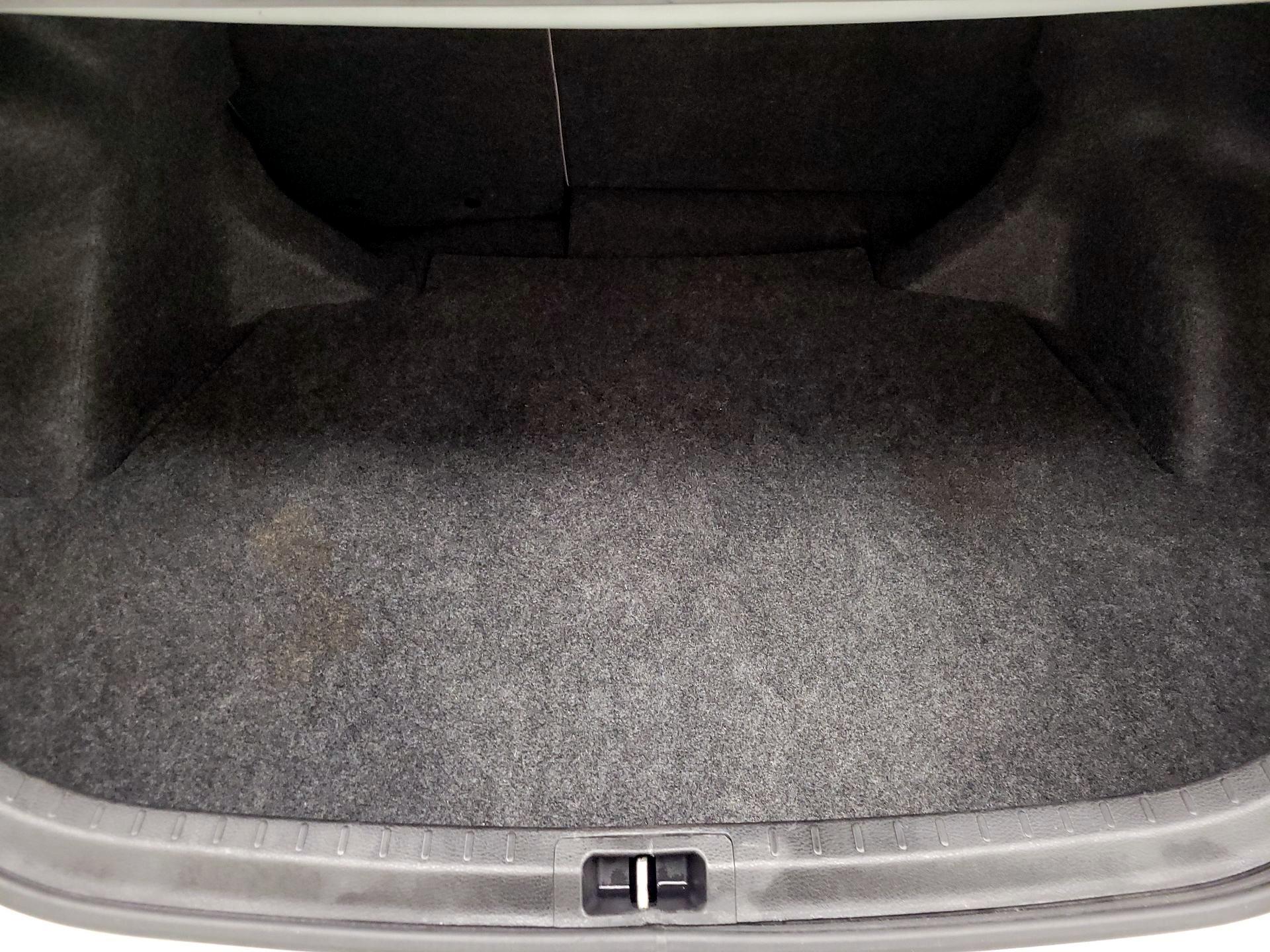 Thumbnail: 2014 Toyota Corolla - 19