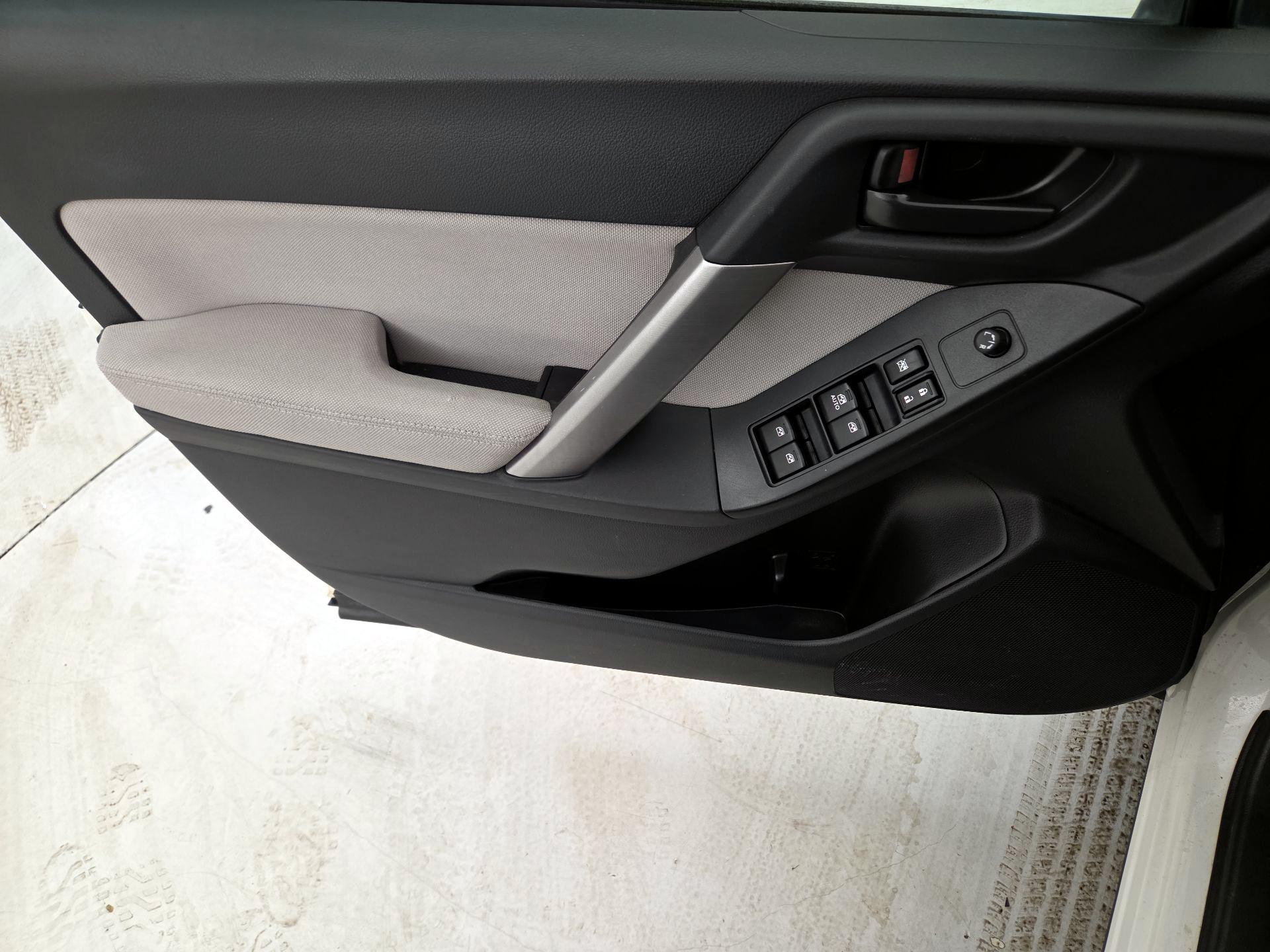 Thumbnail: 2015 Subaru Forester - 12