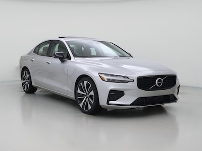 2022 Volvo S60 B5 Momentum