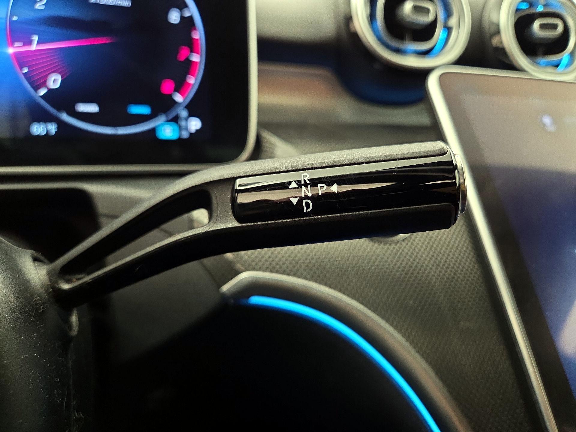 Thumbnail: 2023 Mercedes-Benz C-Class - 17