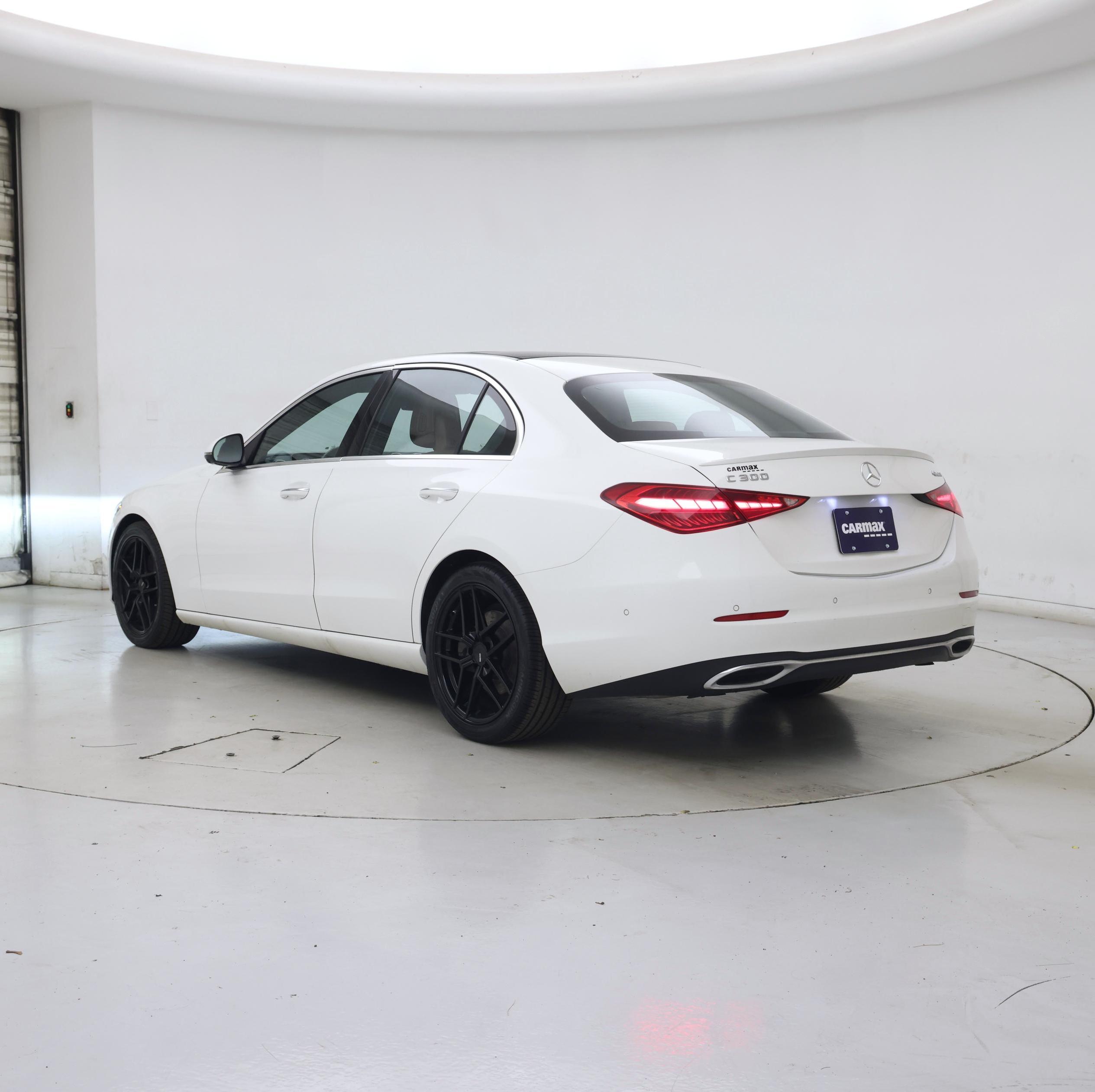 Thumbnail: 2023 Mercedes-Benz C-Class - 2