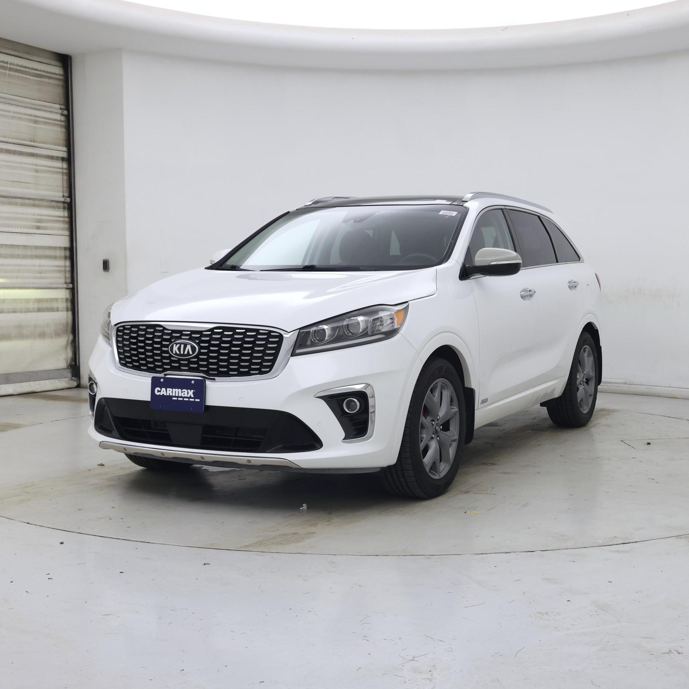 Thumbnail: 2019 Kia Sorento - 4