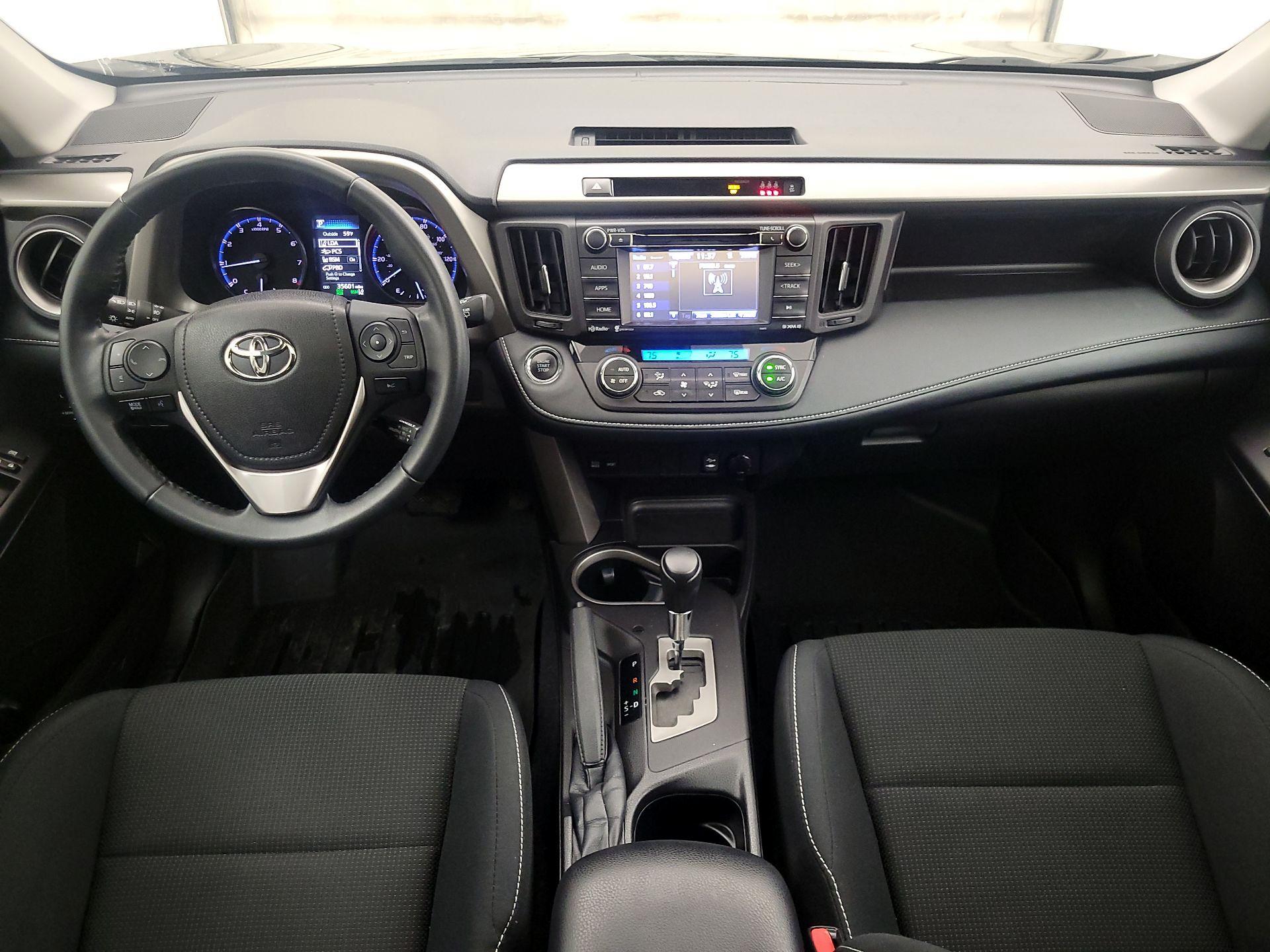 Thumbnail: 2018 Toyota RAV4 - 9