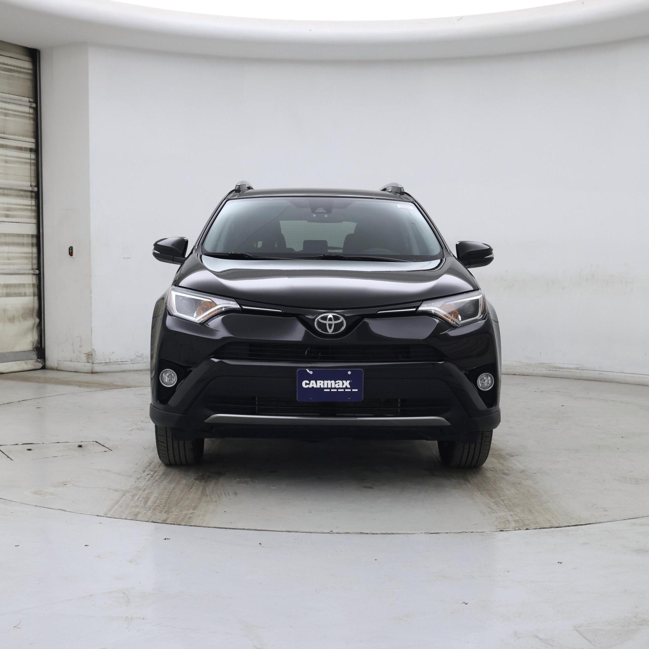Thumbnail: 2018 Toyota RAV4 - 5