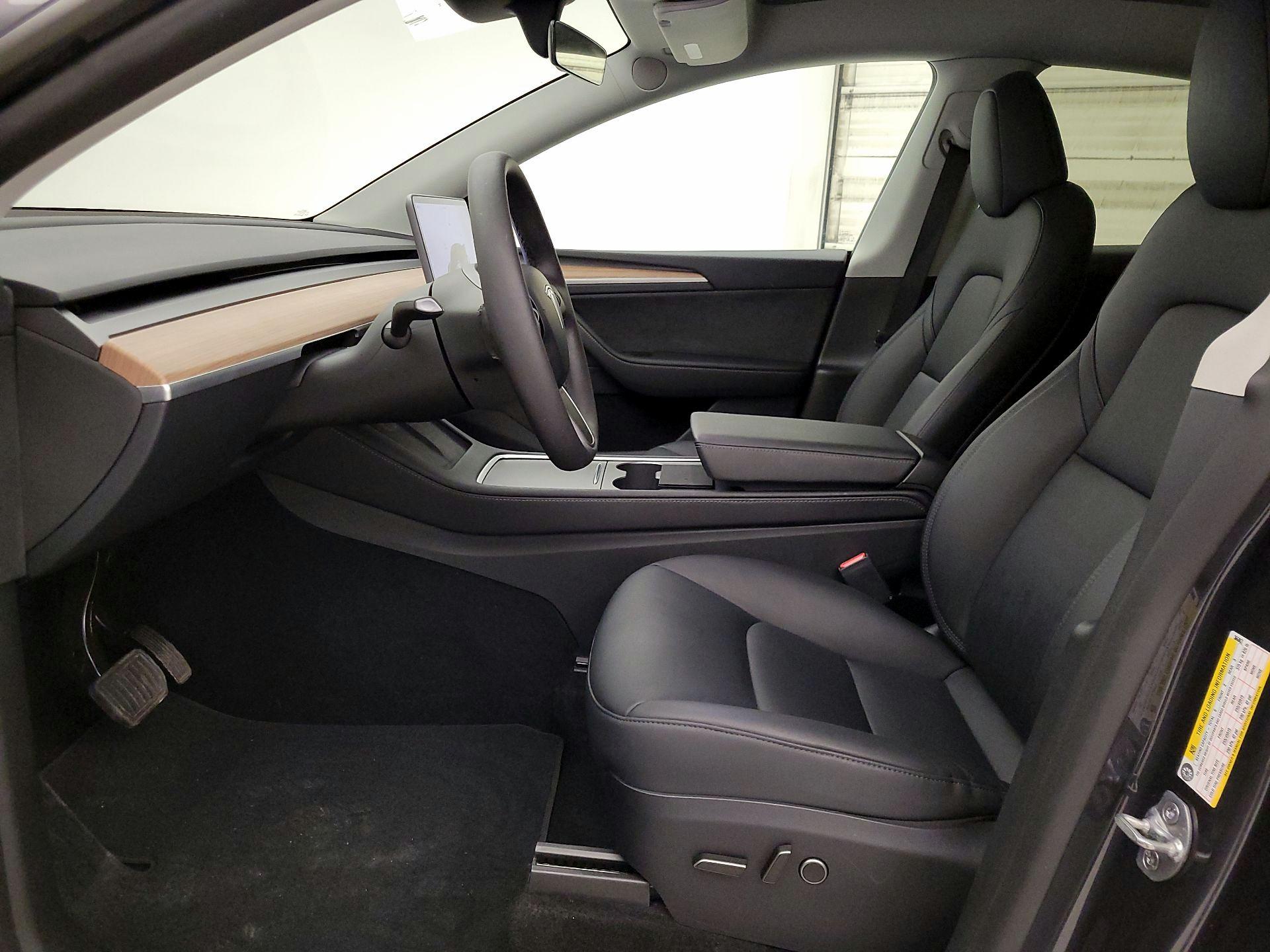 Thumbnail: 2025 Tesla Model Y - 11