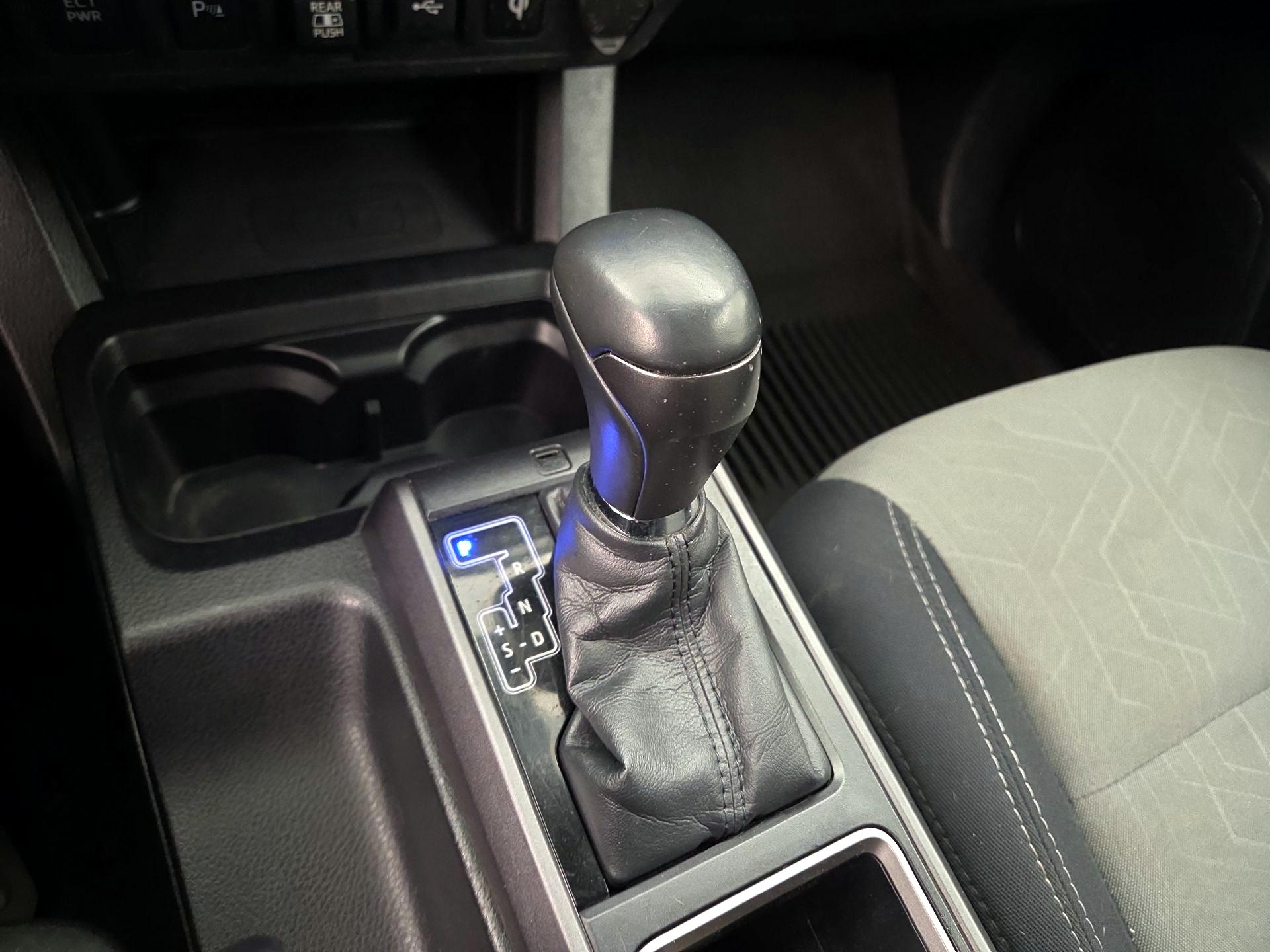 Thumbnail: 2021 Toyota Tacoma - 17