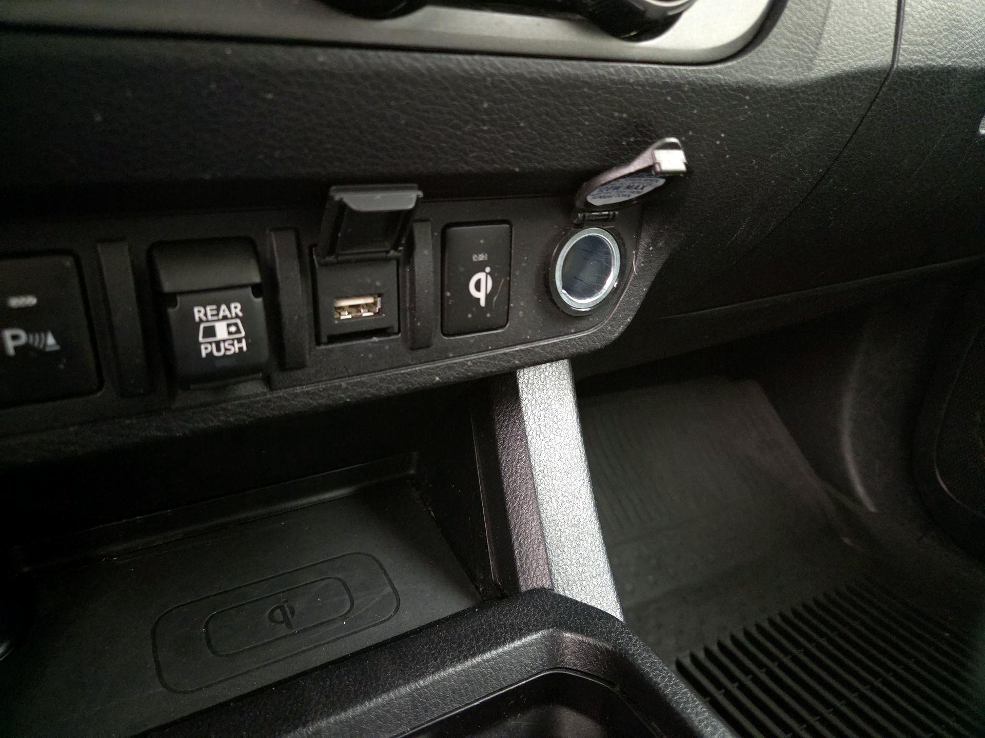 Thumbnail: 2021 Toyota Tacoma - 18