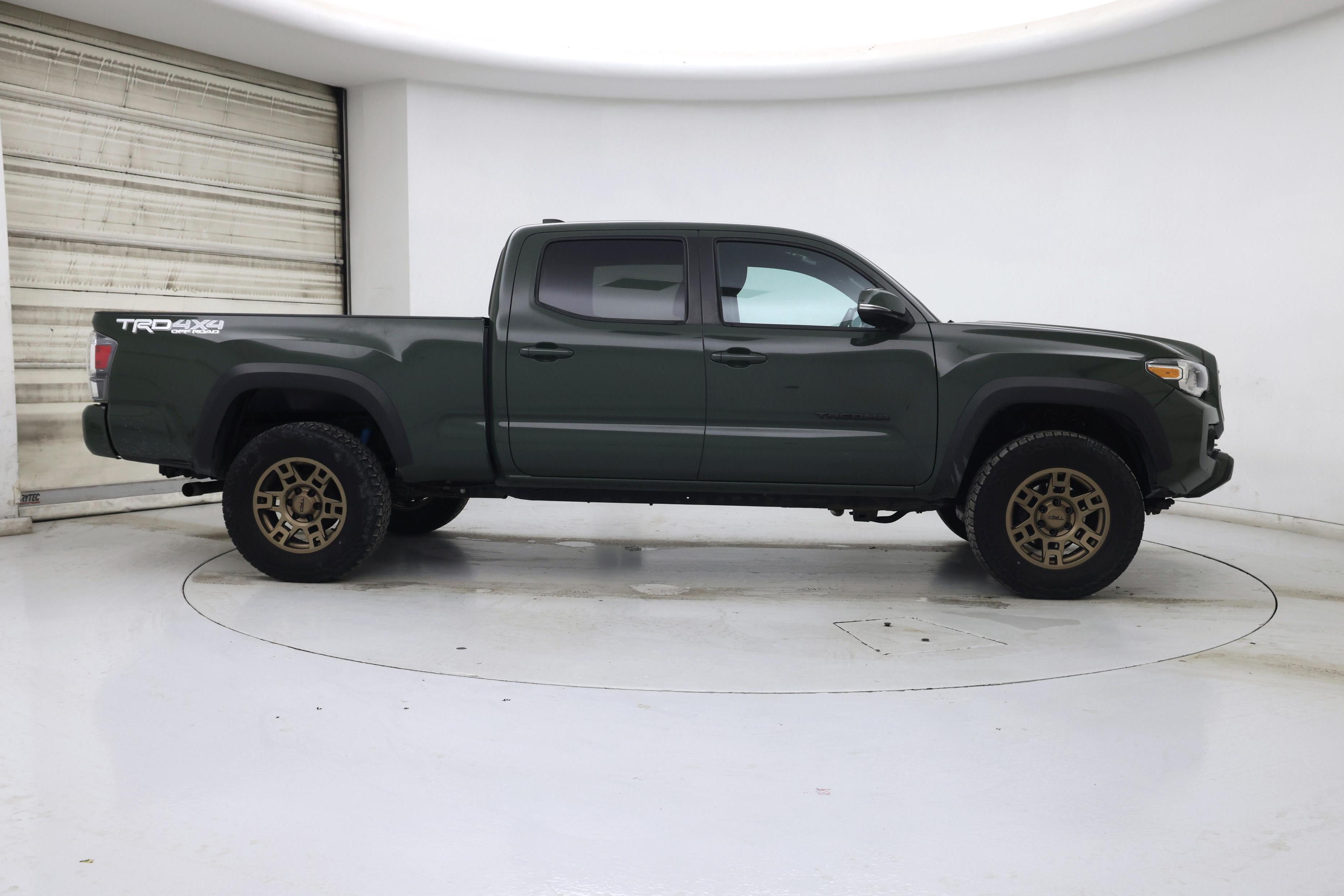 Thumbnail: 2021 Toyota Tacoma - 7