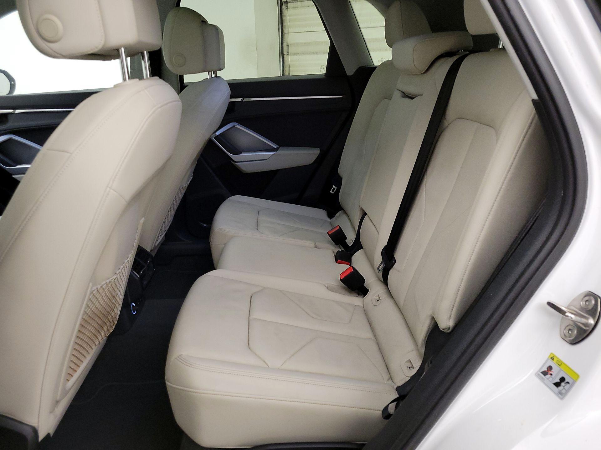 Thumbnail: 2020 Audi Q3 - 20