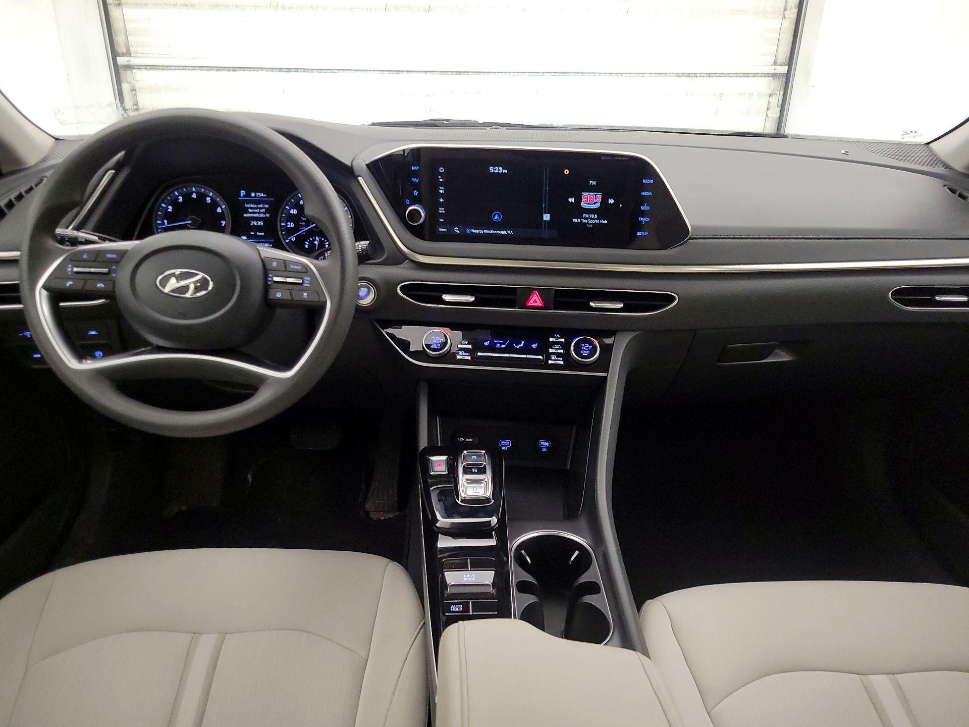 Thumbnail: 2023 Hyundai Sonata - 9