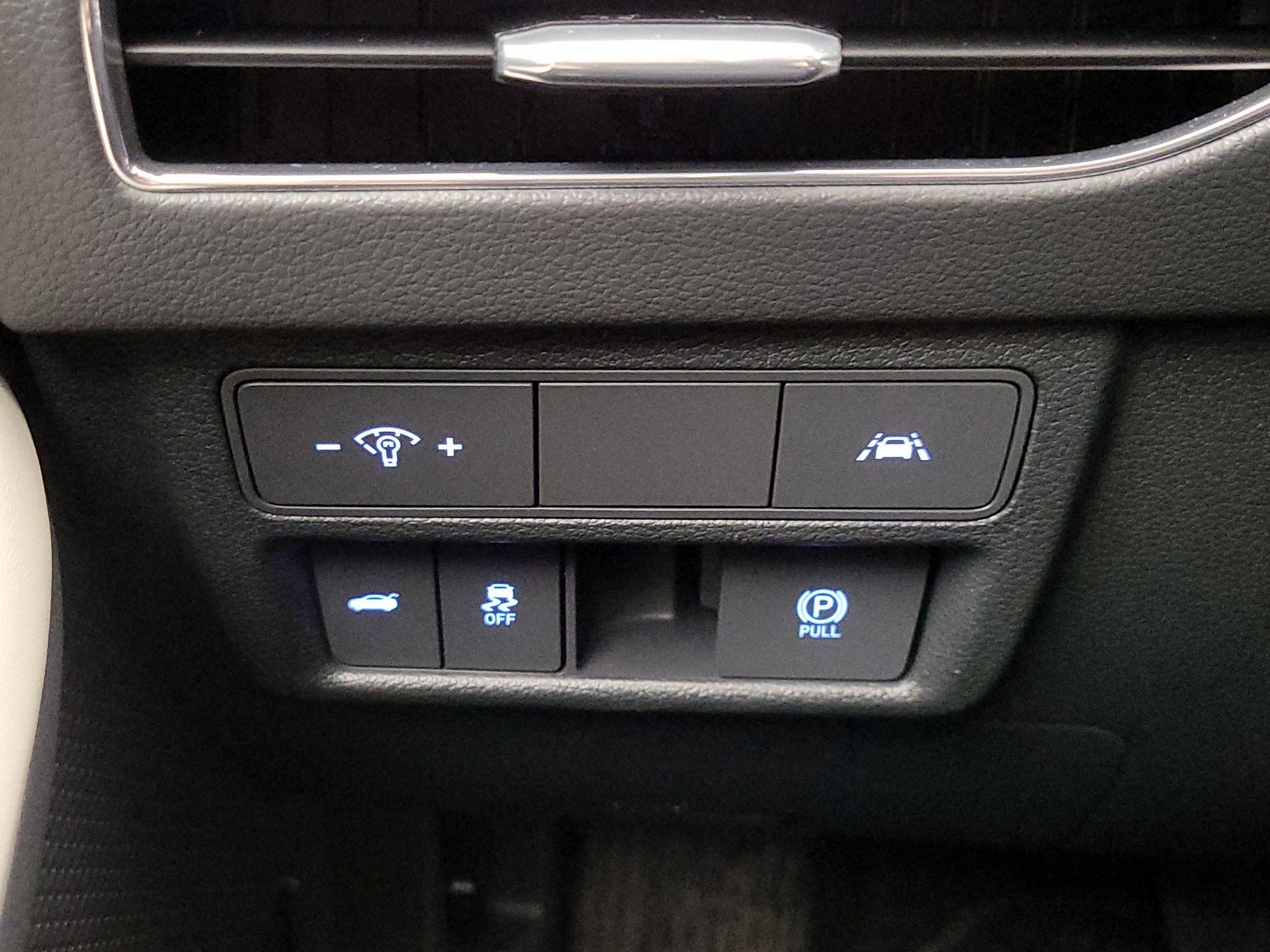 Thumbnail: 2023 Hyundai Sonata - 13