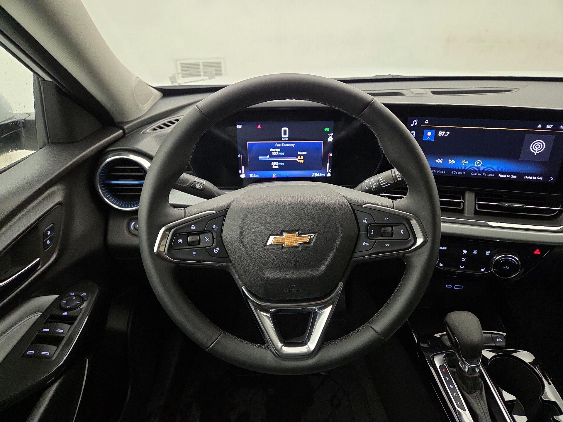 Thumbnail: 2025 Chevrolet Trax - 10