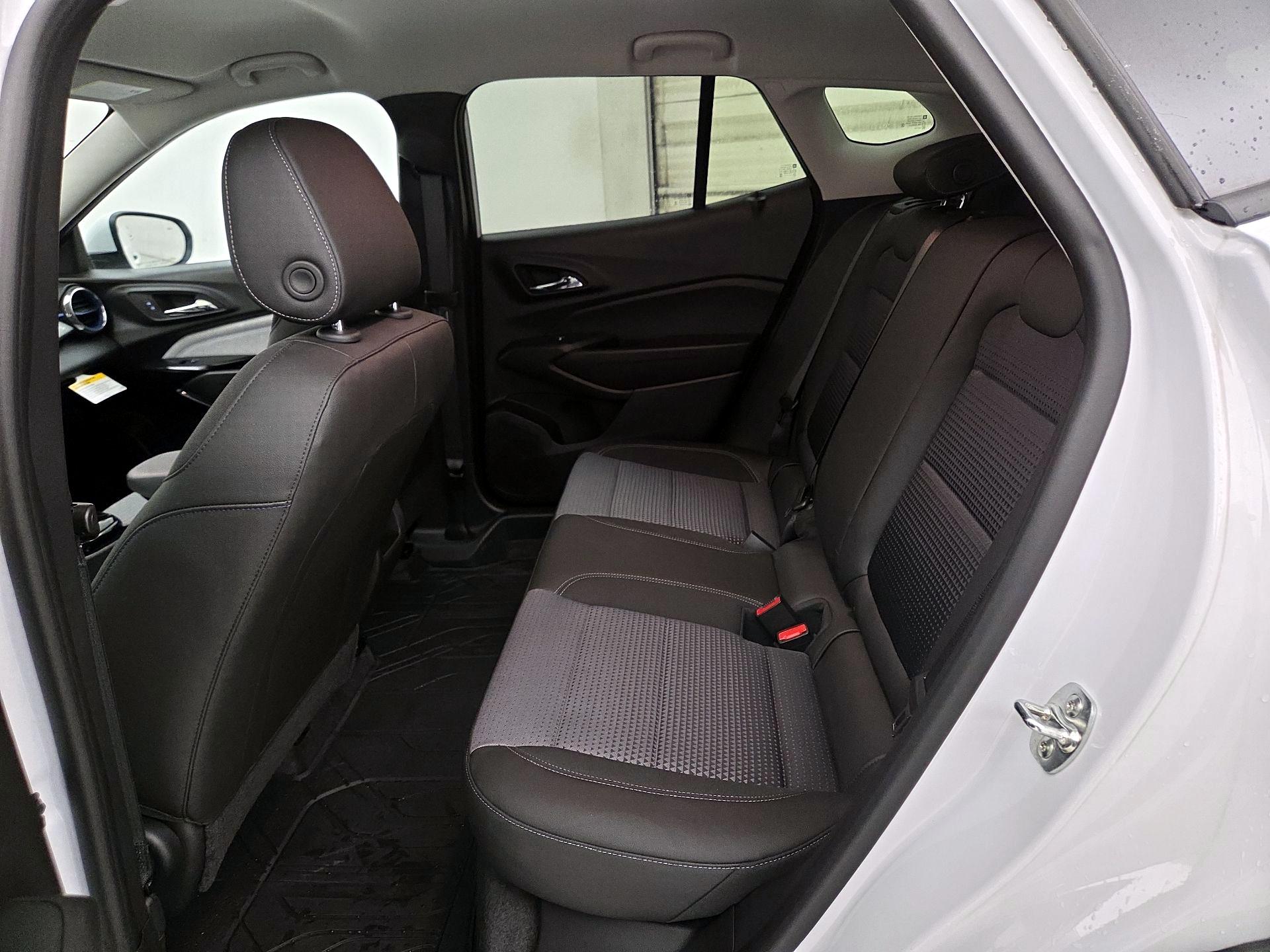 Thumbnail: 2025 Chevrolet Trax - 19