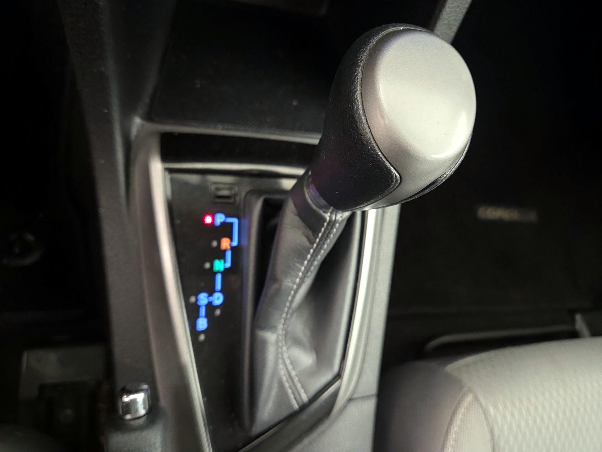 Thumbnail: 2016 Toyota Corolla - 17