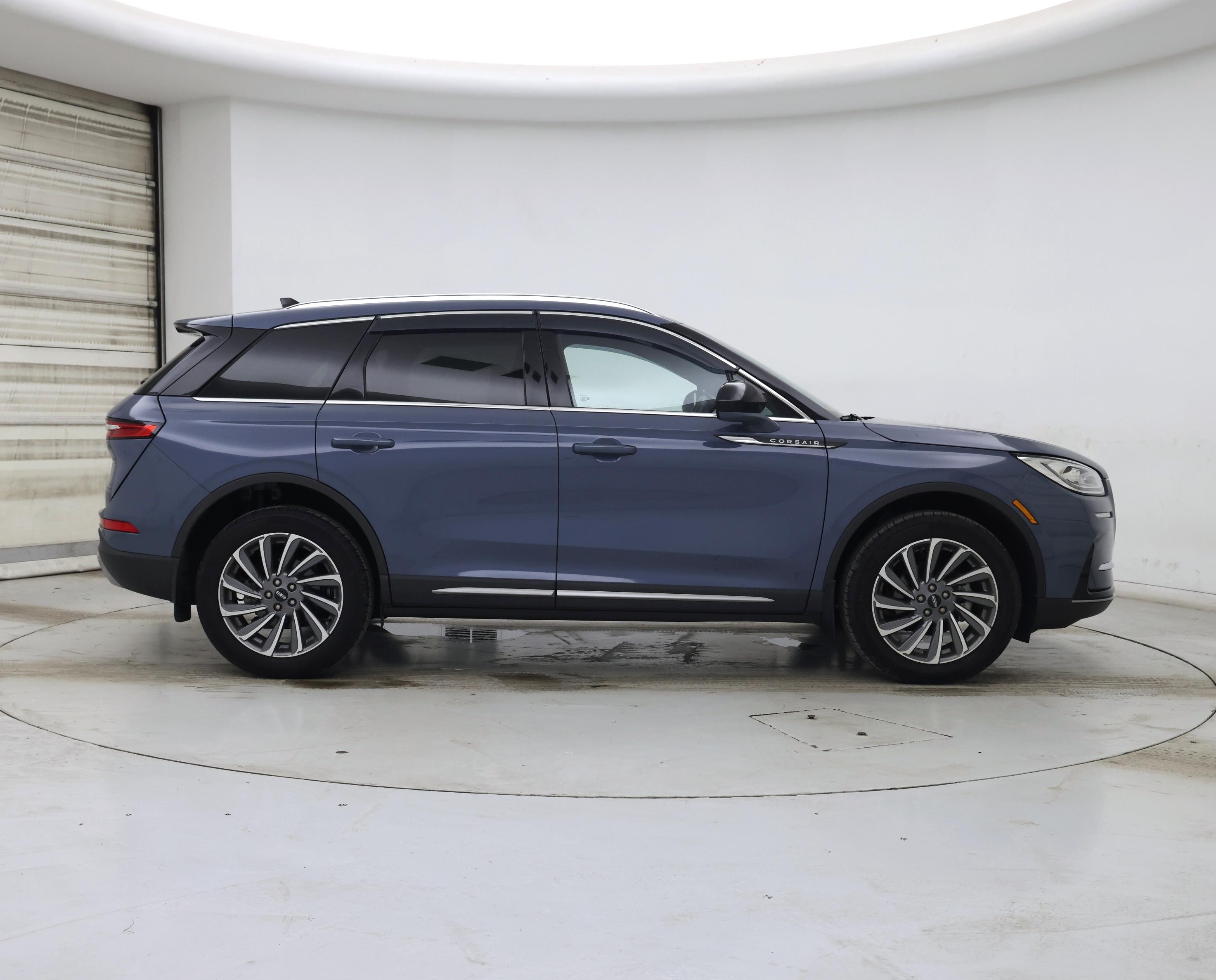 Thumbnail: 2023 Lincoln Corsair - 7