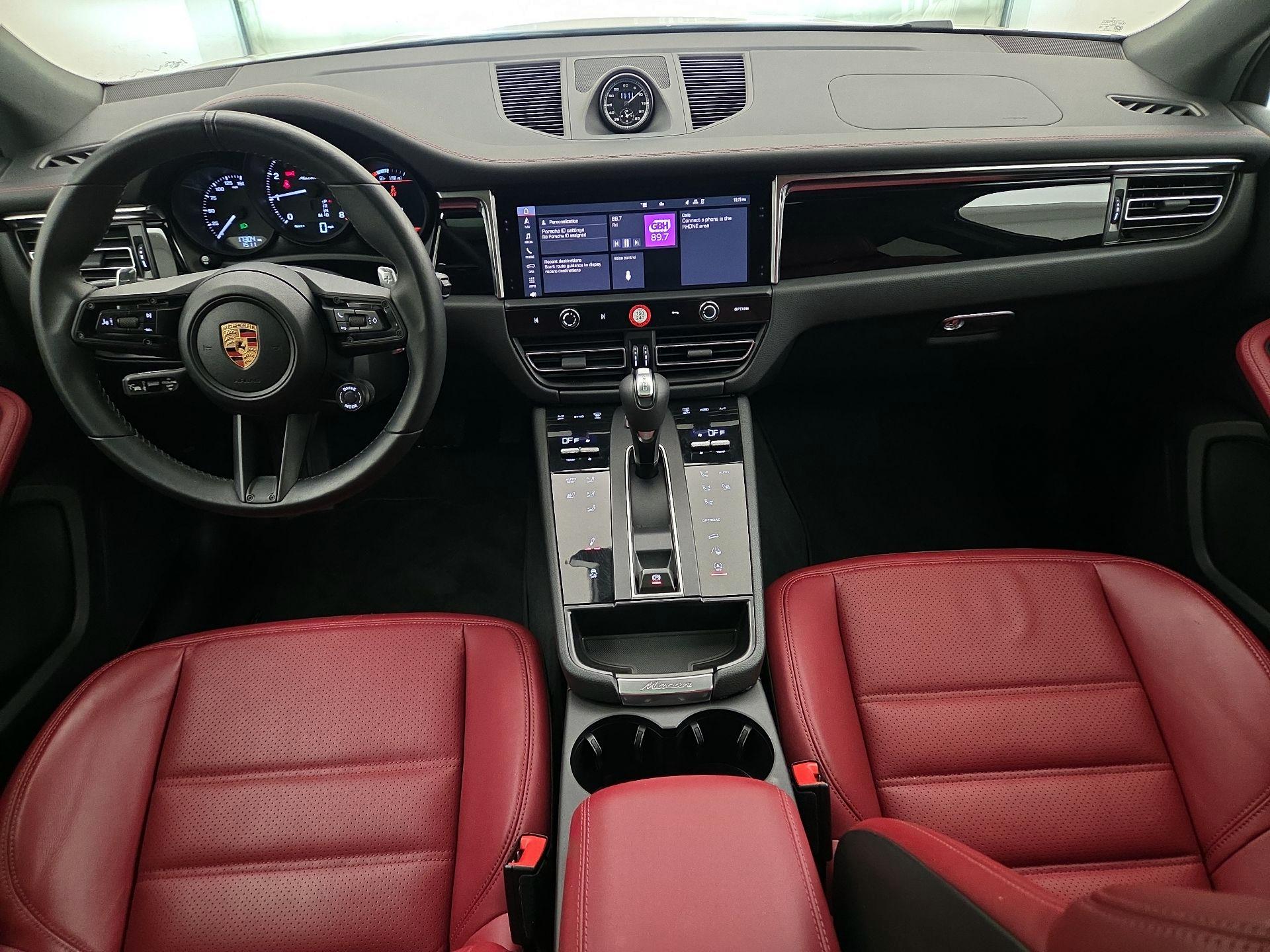 Thumbnail: 2024 Porsche Macan - 9