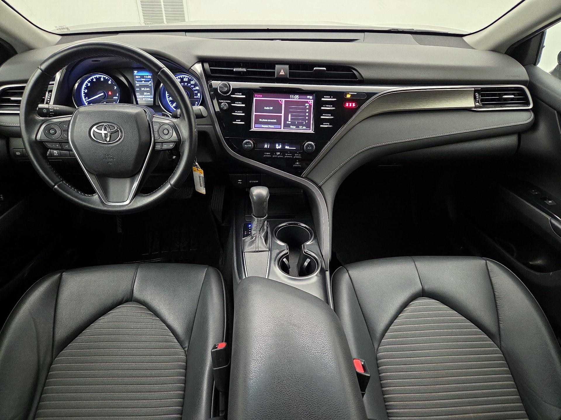 Thumbnail: 2019 Toyota Camry - 9