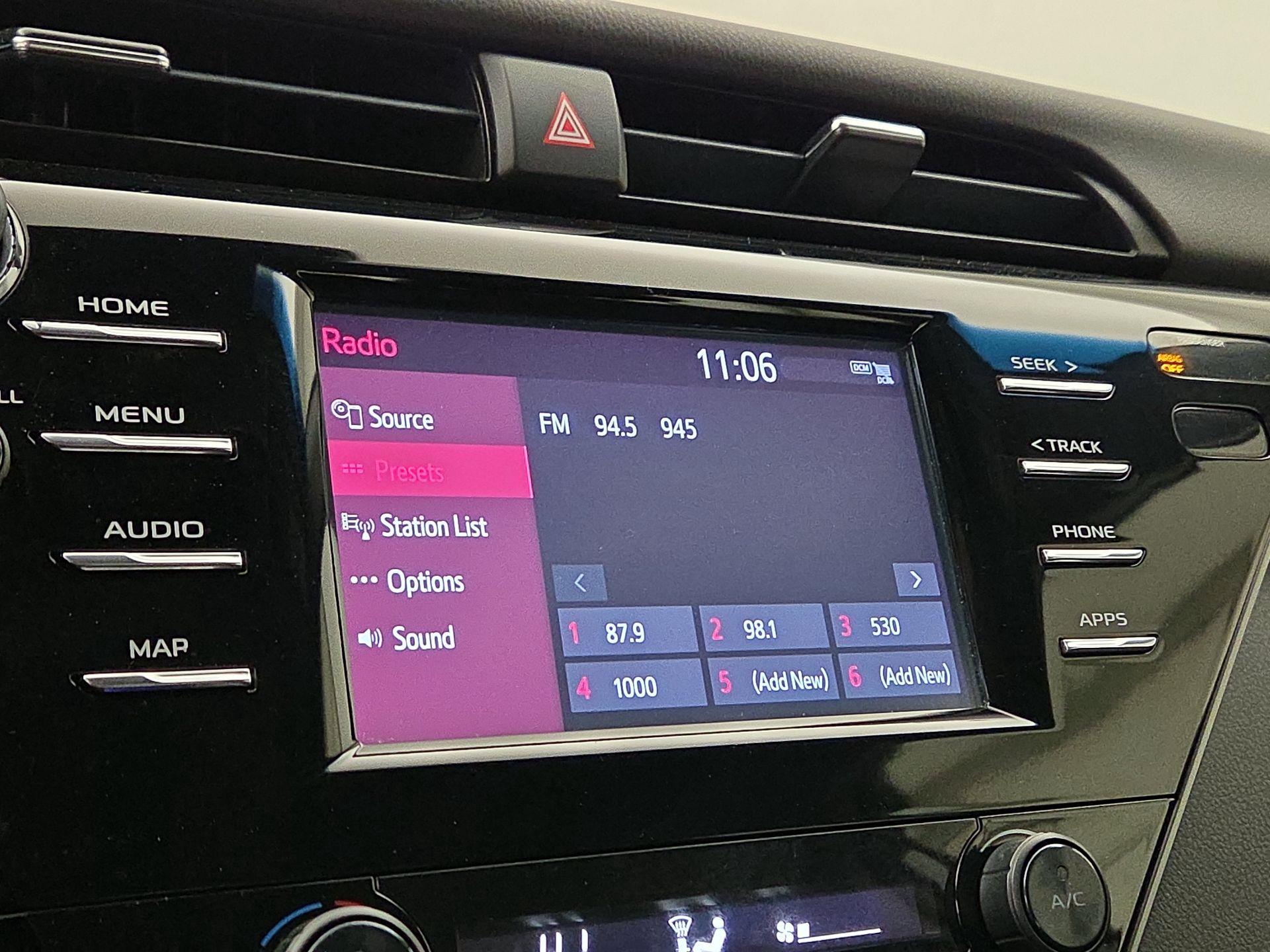 Thumbnail: 2019 Toyota Camry - 15