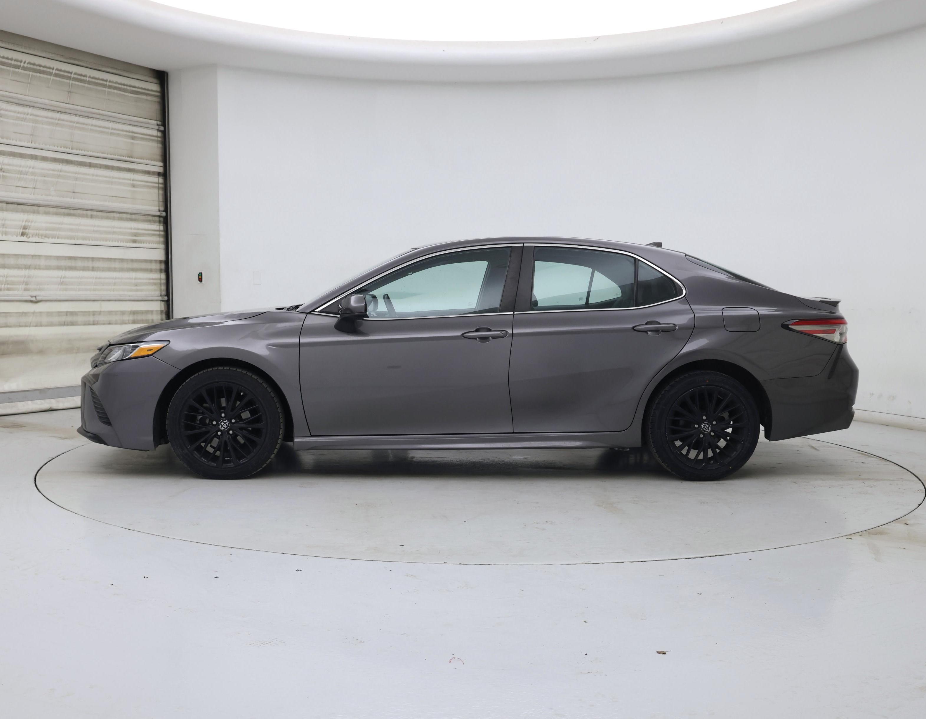 Thumbnail: 2019 Toyota Camry - 3