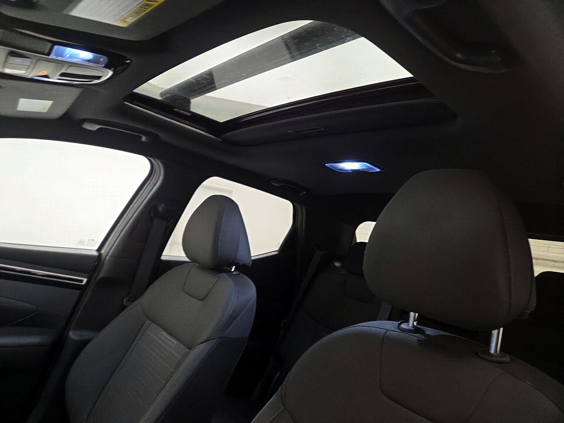 Thumbnail: 2023 Hyundai Santa Cruz - 19