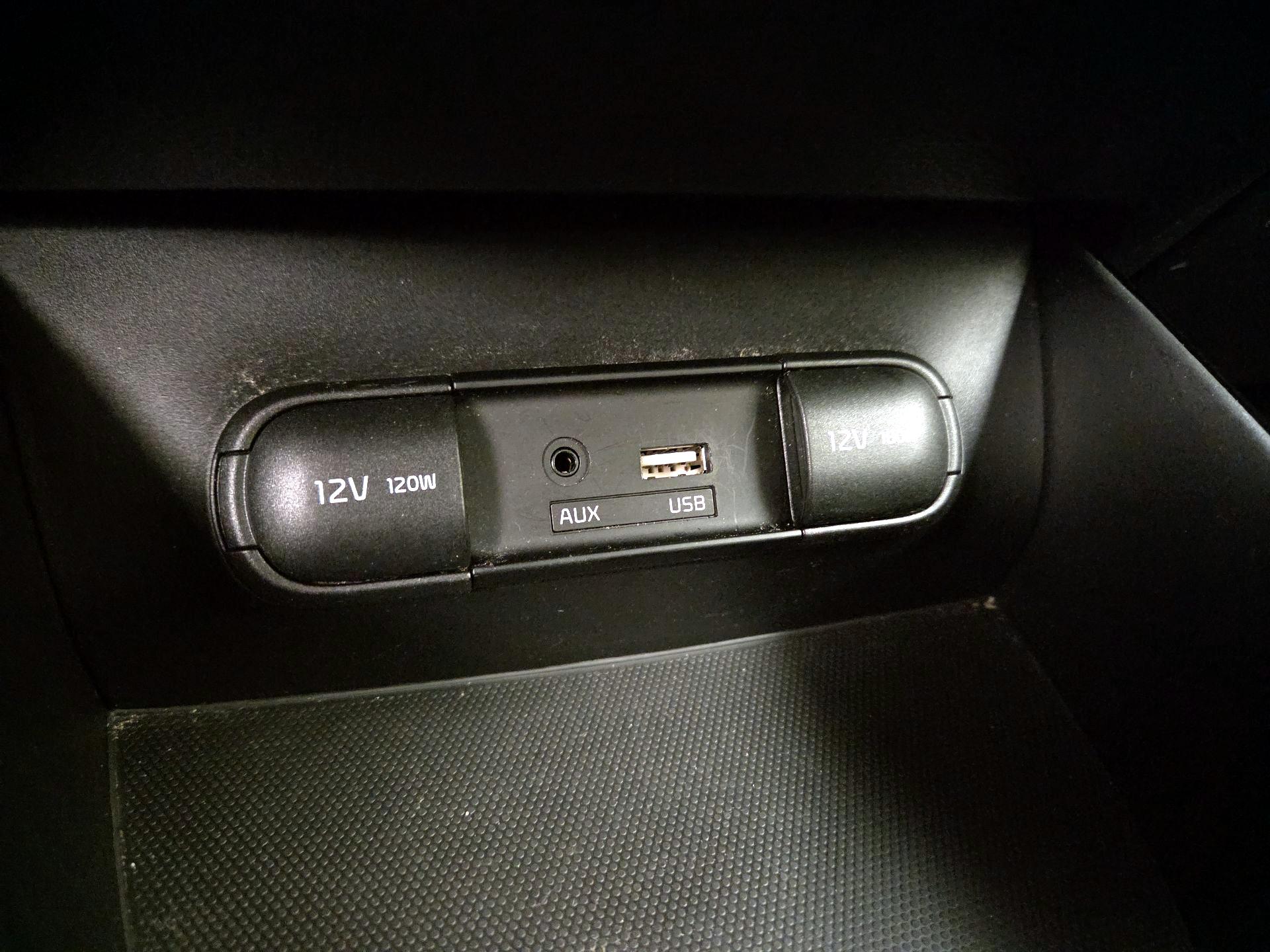 Thumbnail: 2018 Kia Soul - 19