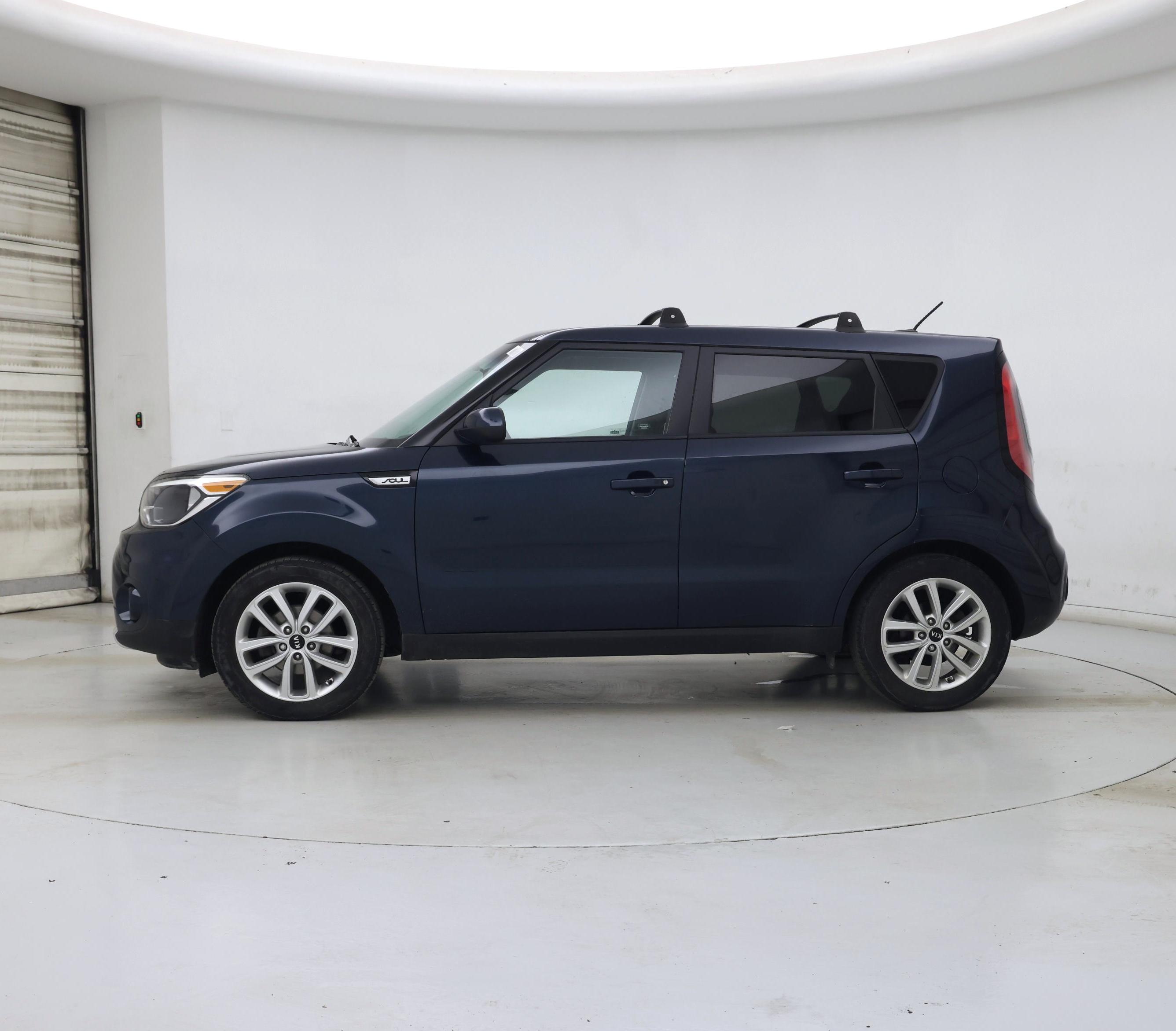 Thumbnail: 2018 Kia Soul - 3