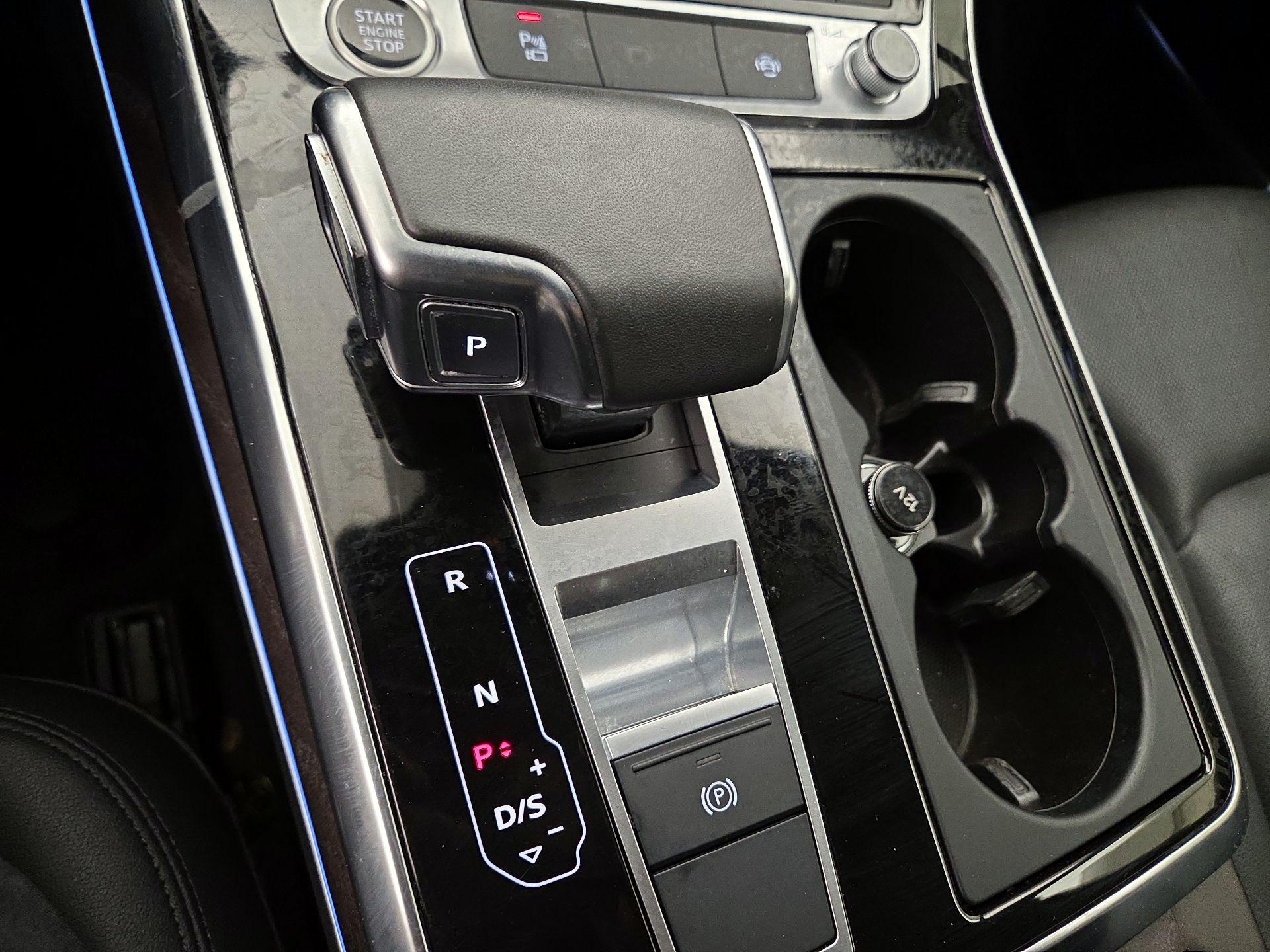 Thumbnail: 2022 Audi Q7 - 18