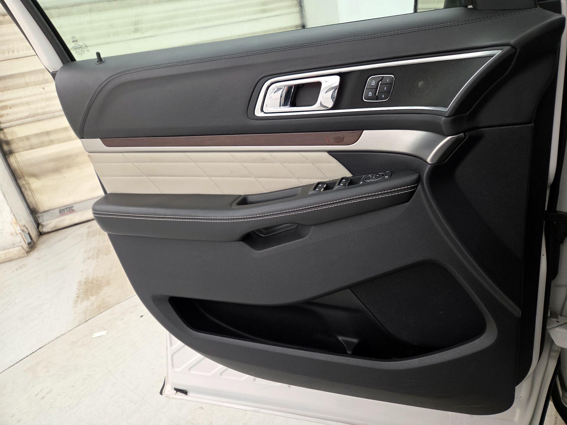 Thumbnail: 2019 Ford Explorer - 12