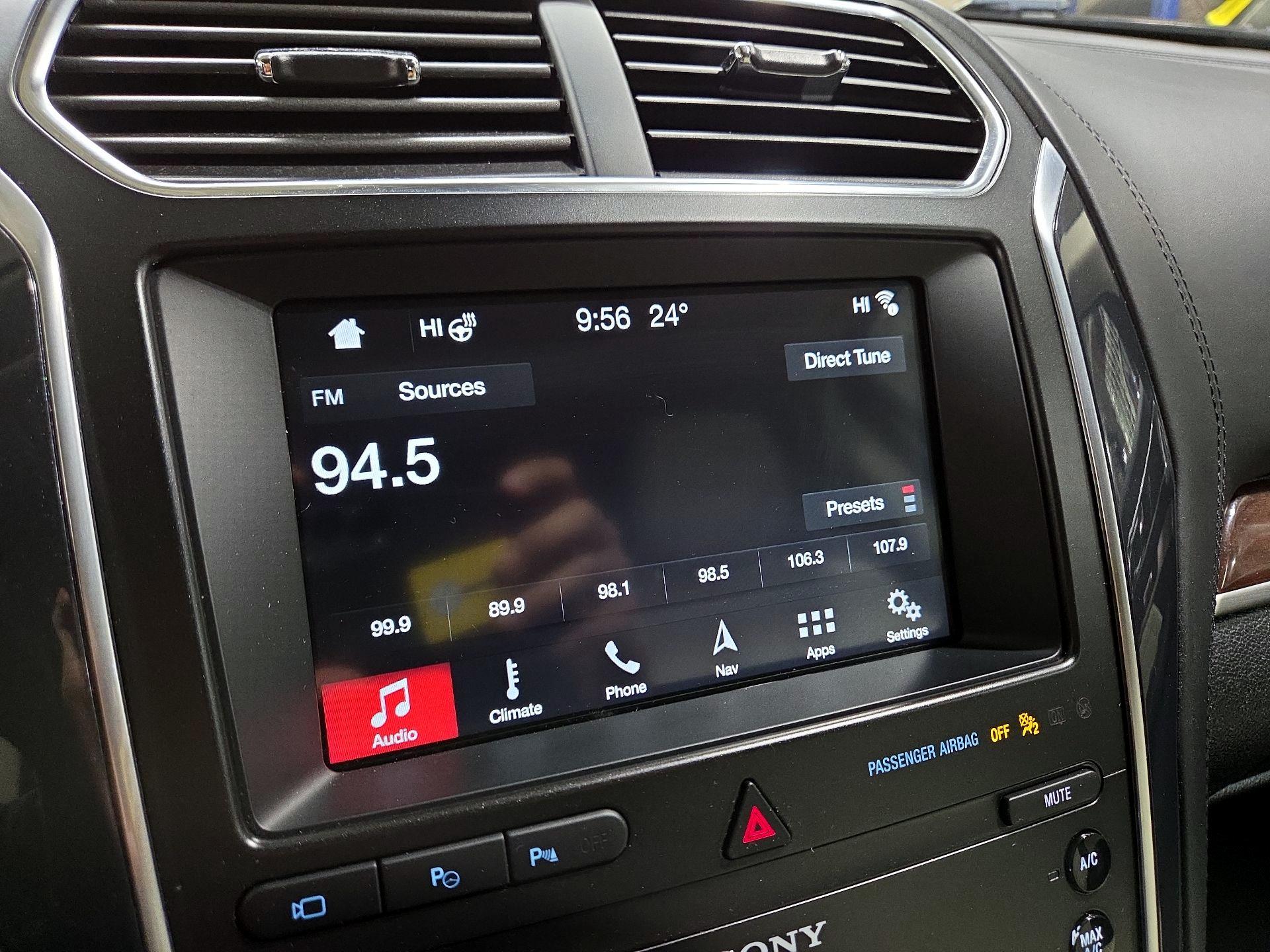 Thumbnail: 2019 Ford Explorer - 16