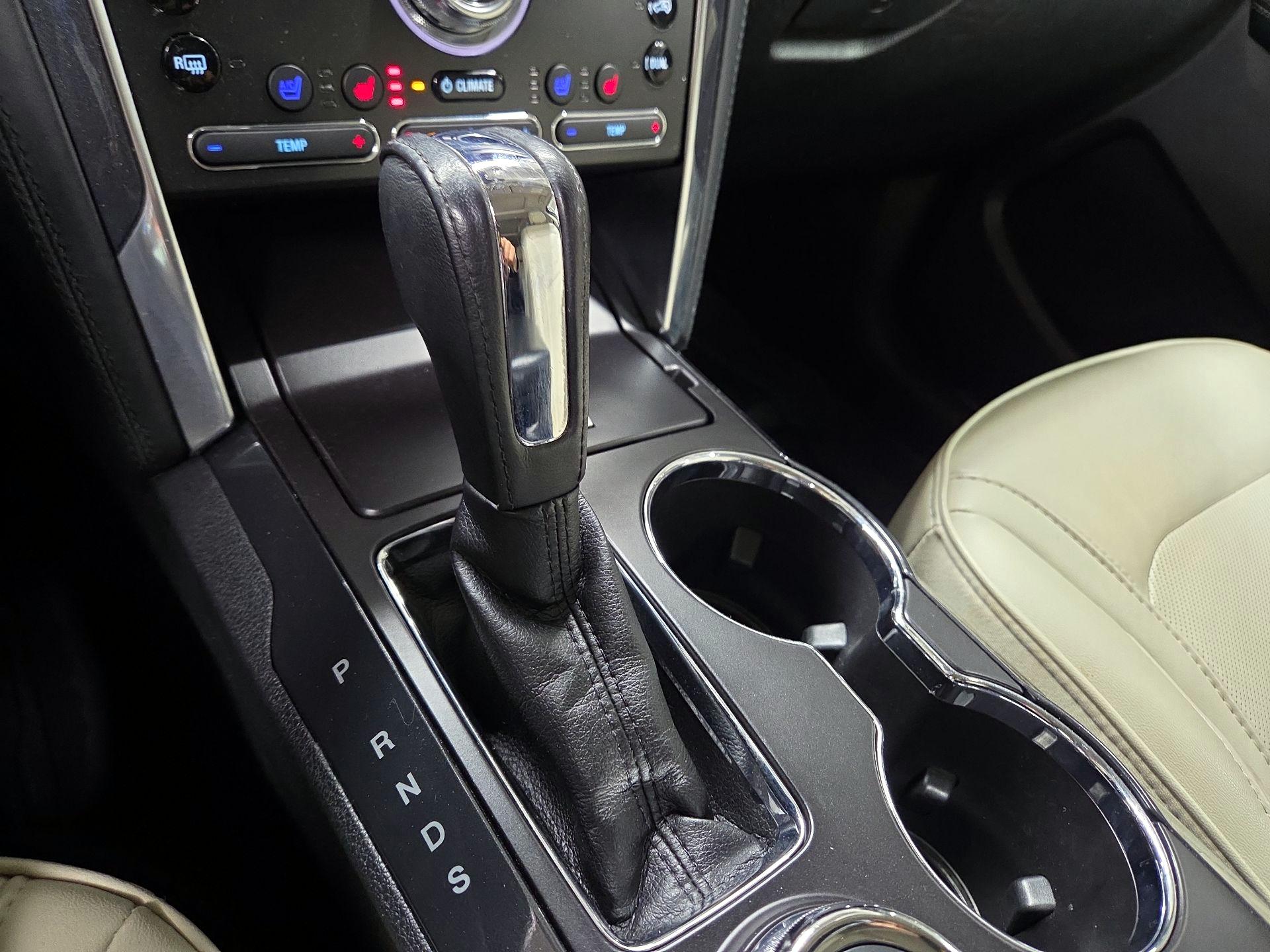 Thumbnail: 2019 Ford Explorer - 18