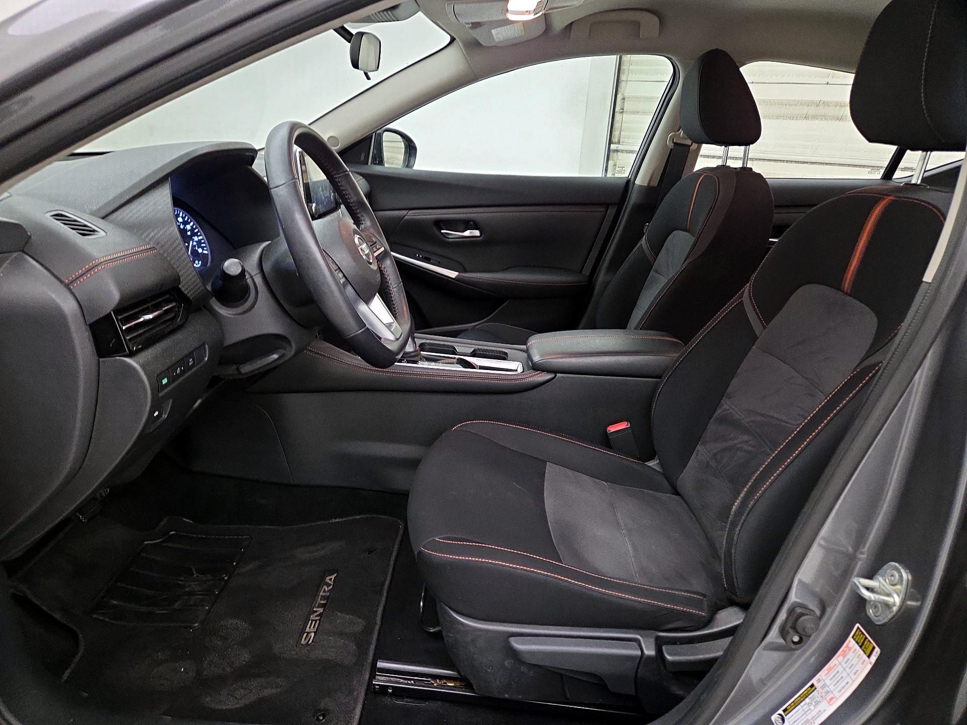 Thumbnail: 2020 Nissan Sentra - 11