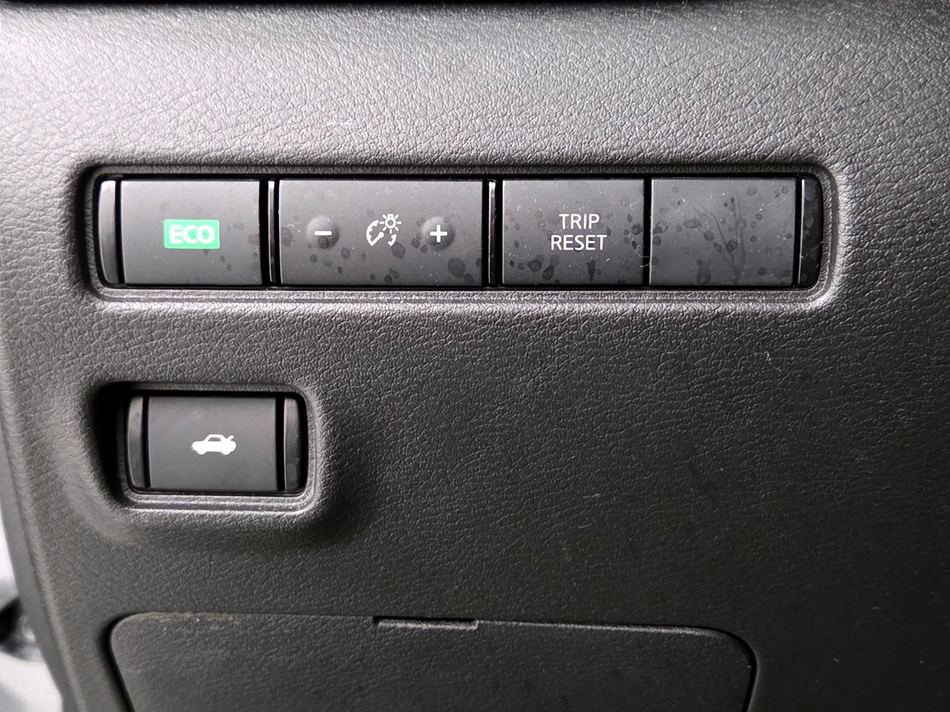 Thumbnail: 2020 Nissan Sentra - 13