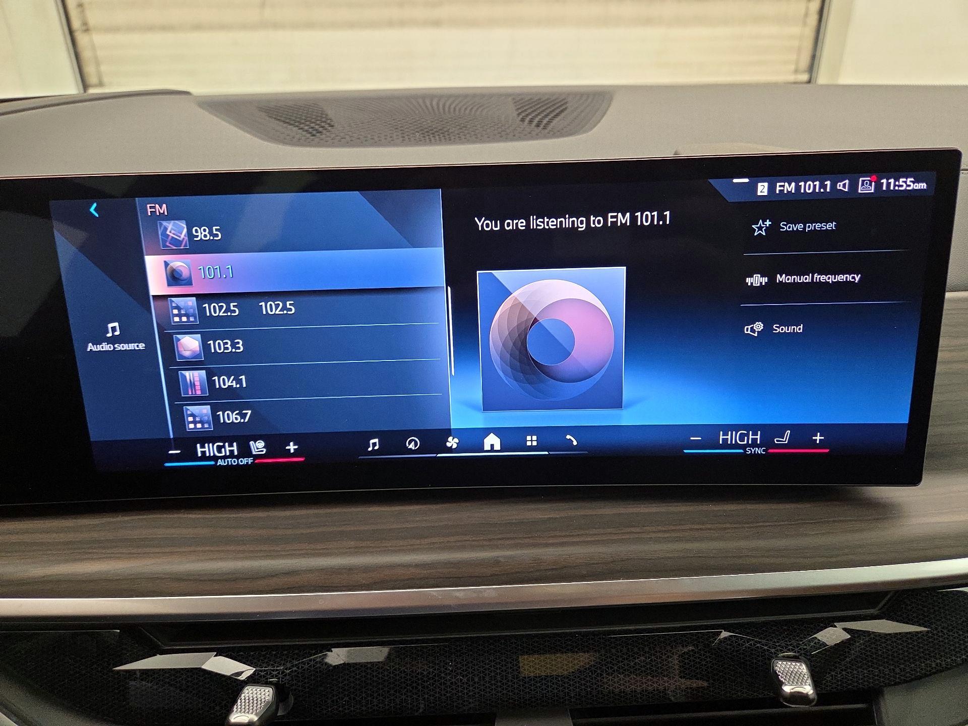 Thumbnail: 2024 BMW X5 - 16