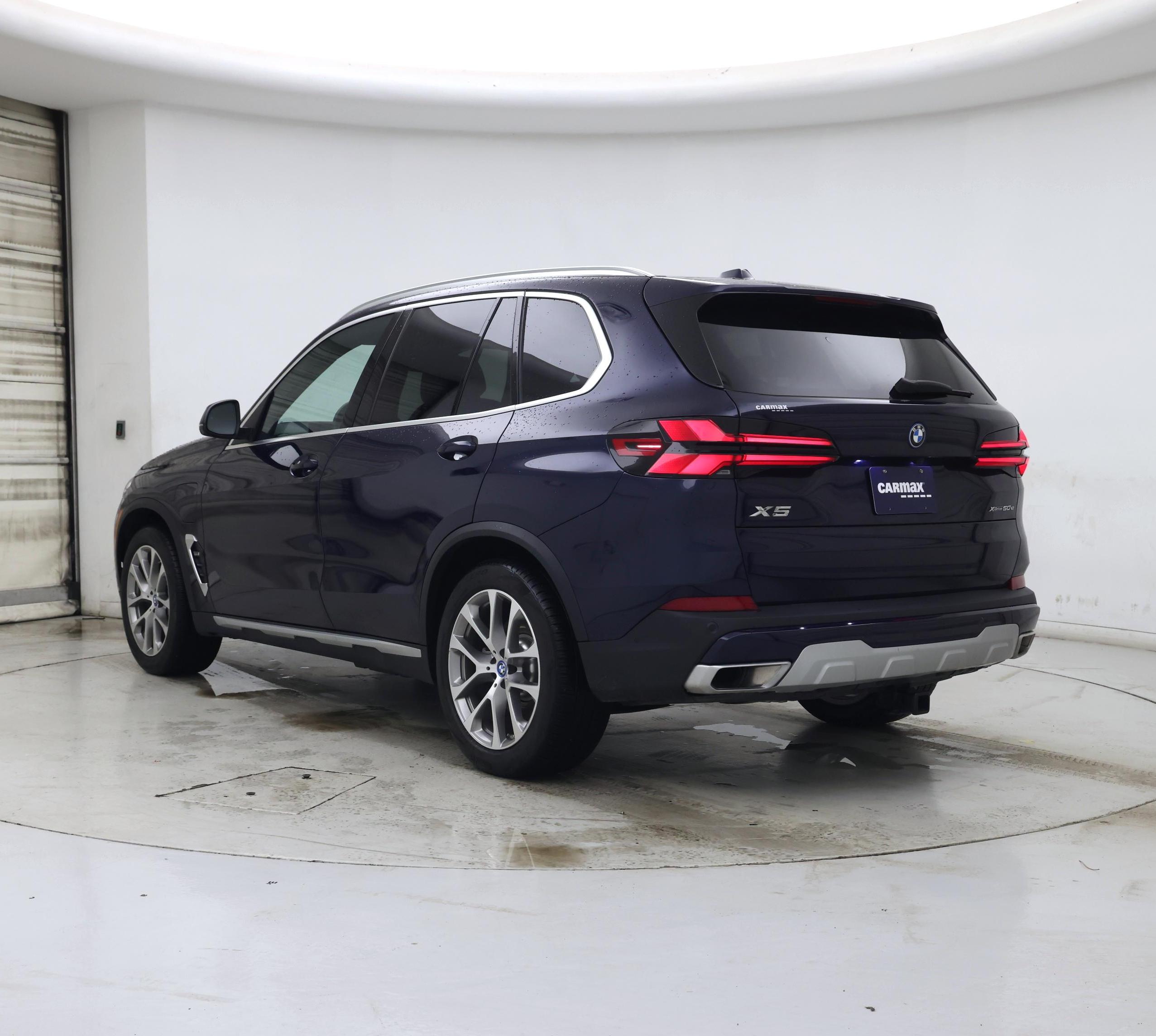 Thumbnail: 2024 BMW X5 - 2