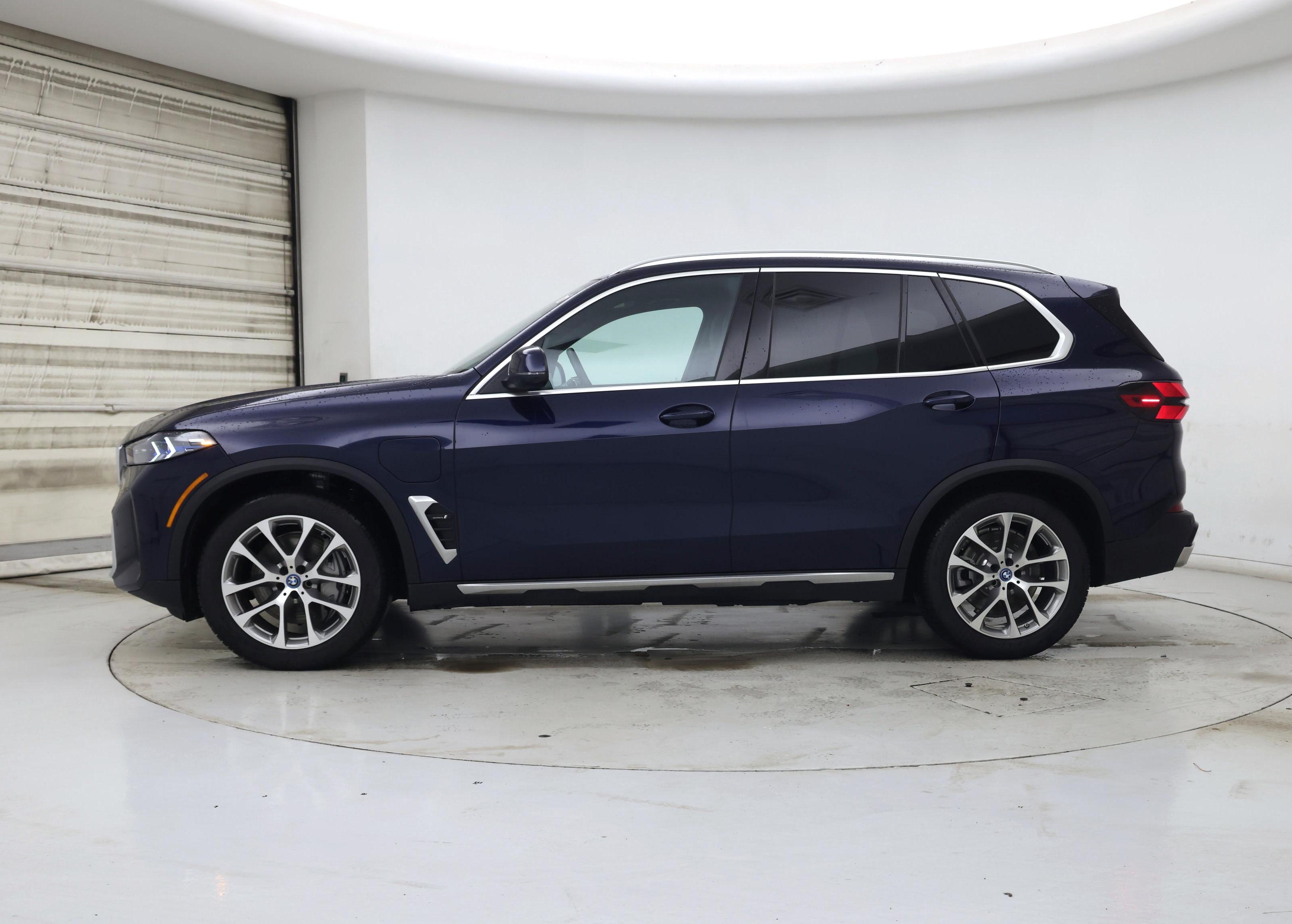 Thumbnail: 2024 BMW X5 - 3