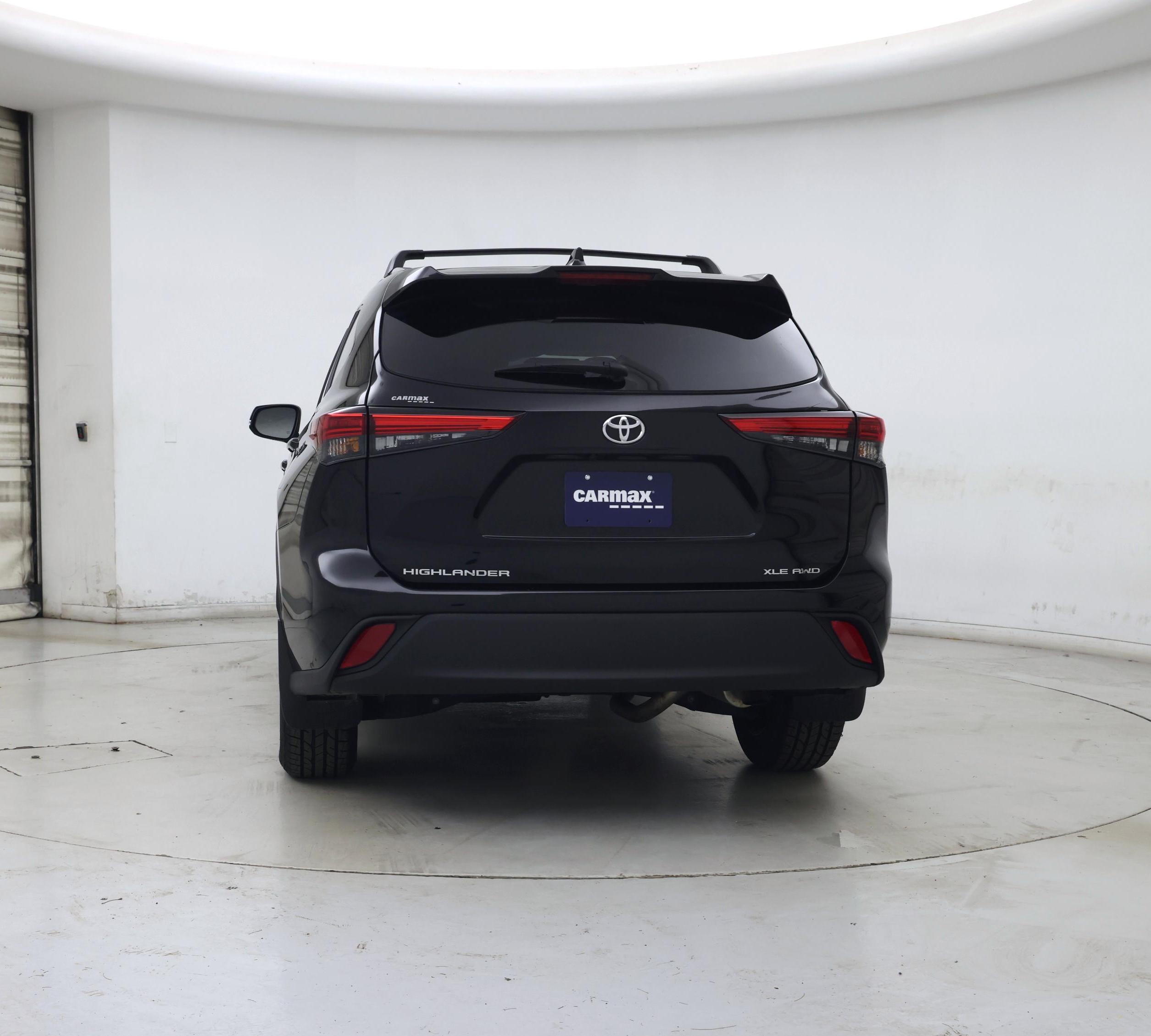 Thumbnail: 2023 Toyota Highlander - 6